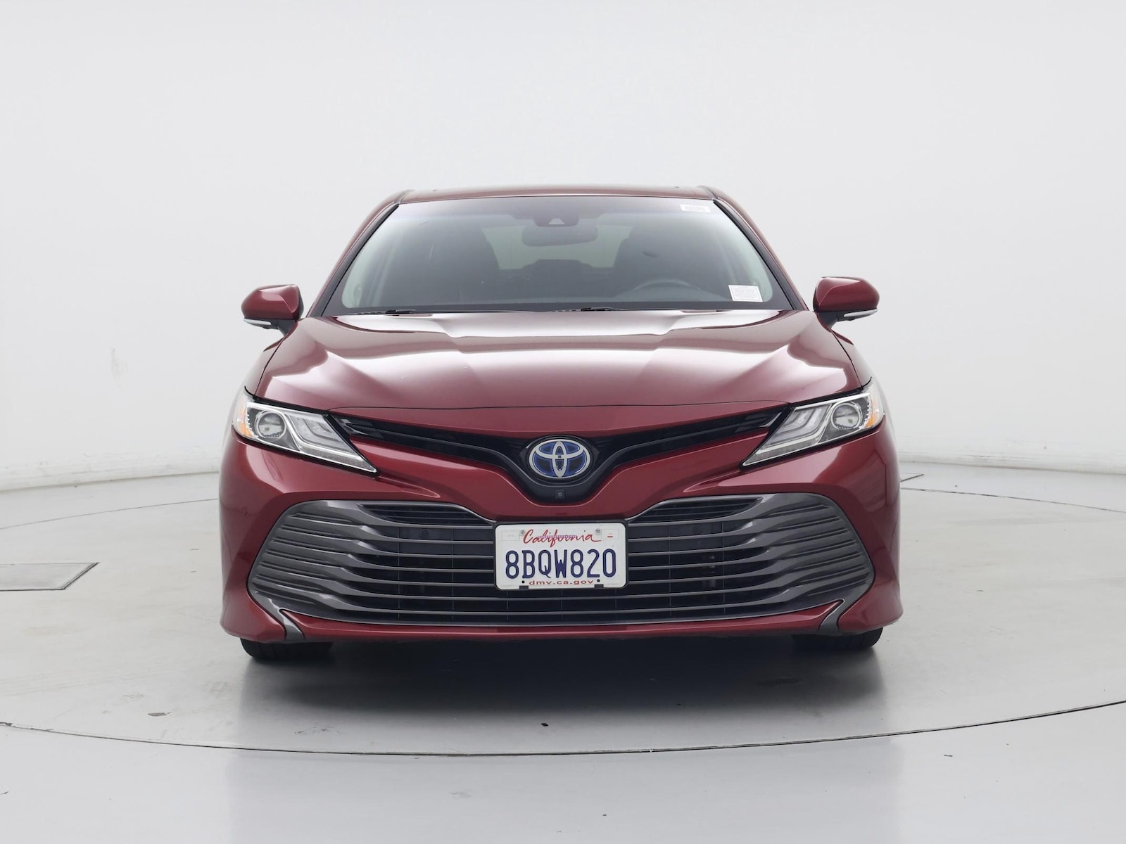 2018 Toyota Camry XLE Hybrid - Photo 6