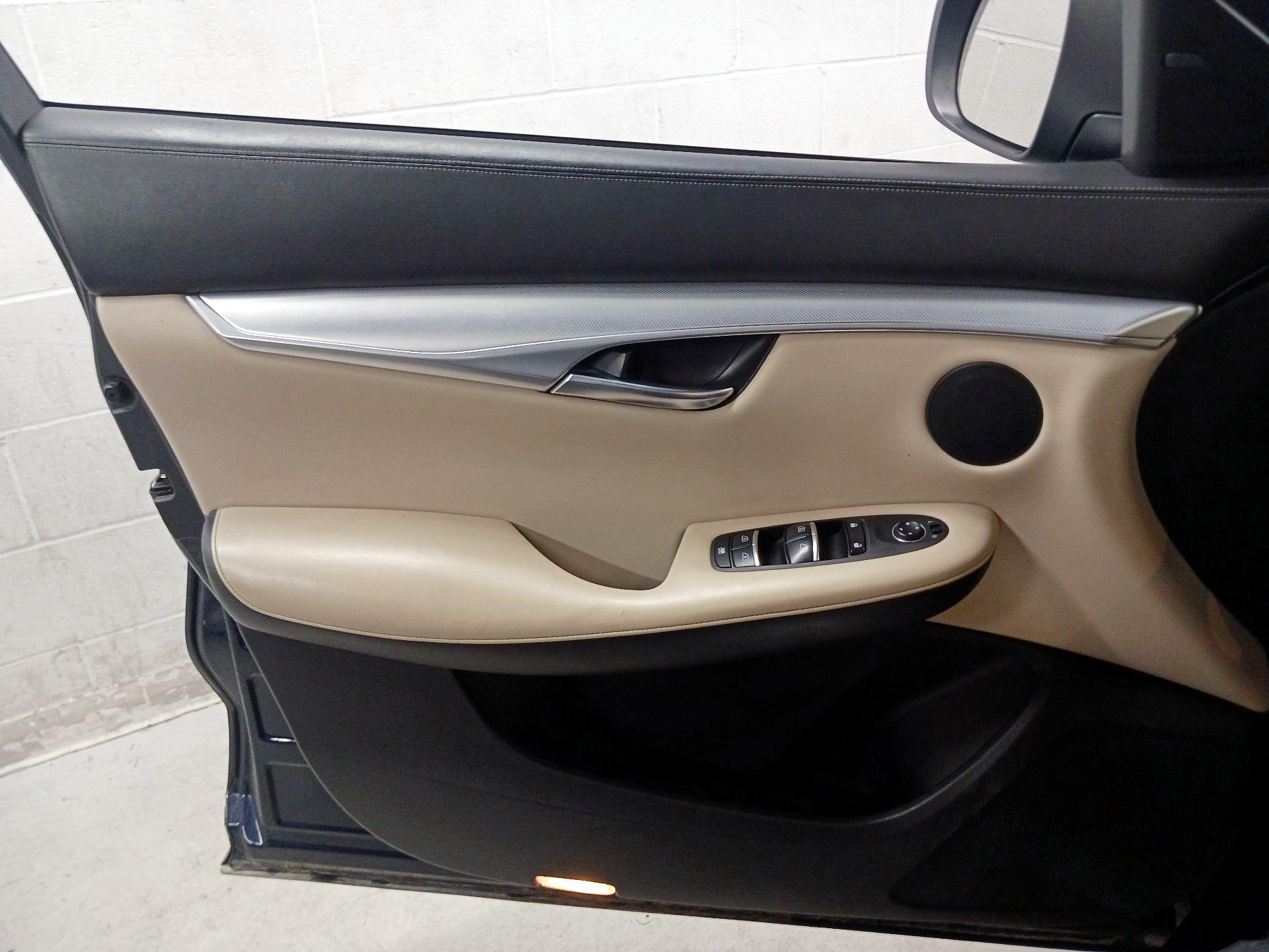 Thumbnail: 2020 INFINITI QX50 - 12
