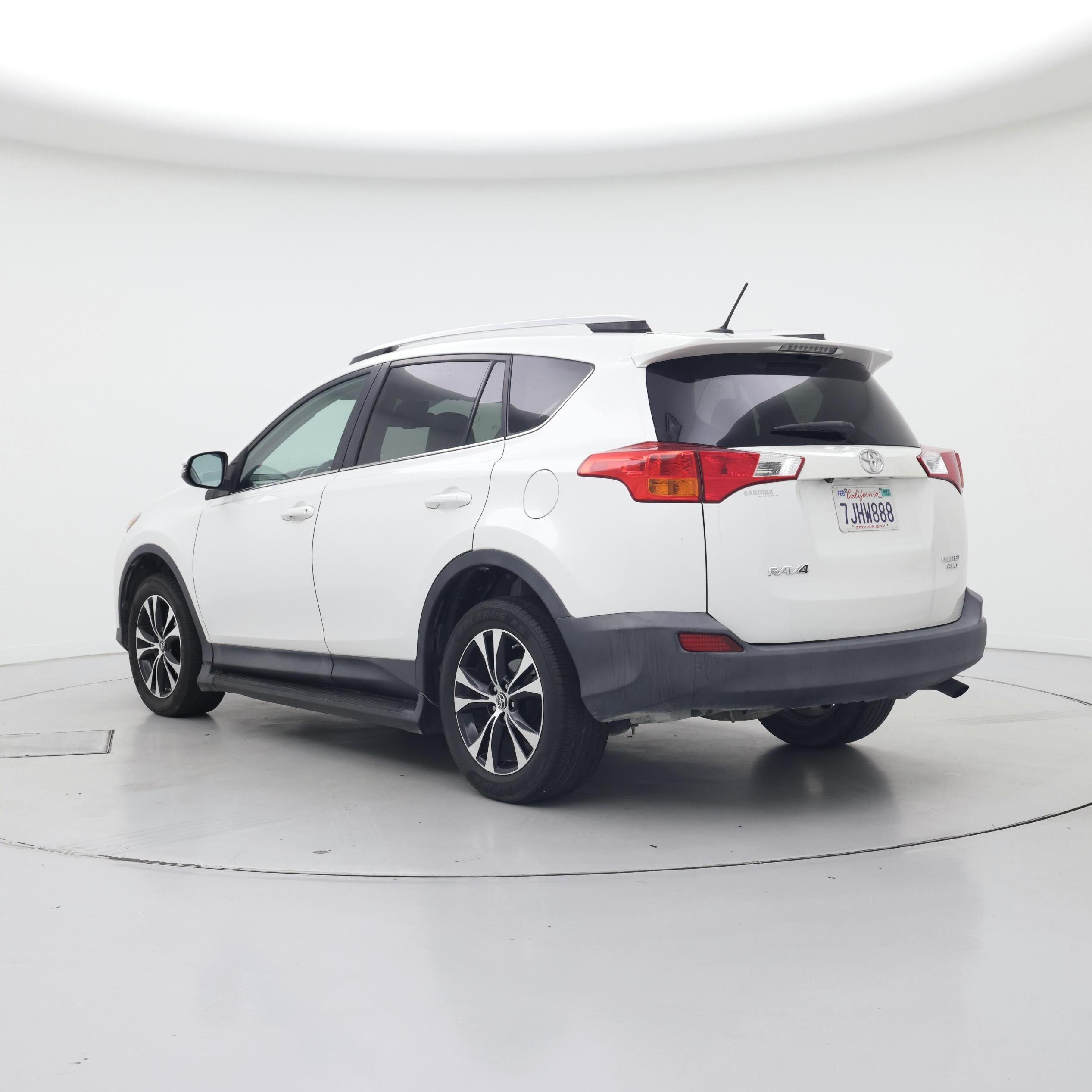 Thumbnail: 2015 Toyota RAV4 - 2