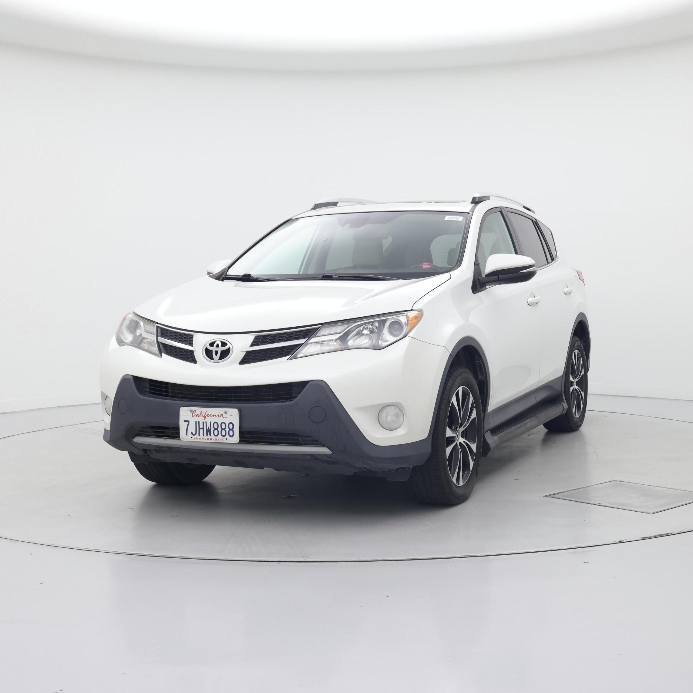 Thumbnail: 2015 Toyota RAV4 - 4