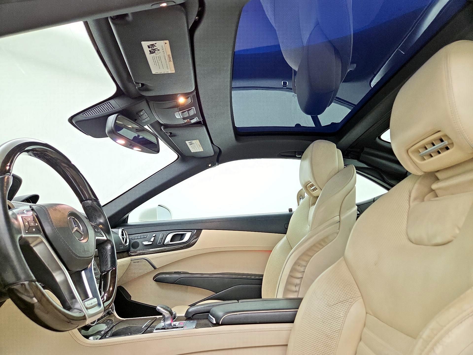 Thumbnail: 2015 Mercedes-Benz SL-Class - 20