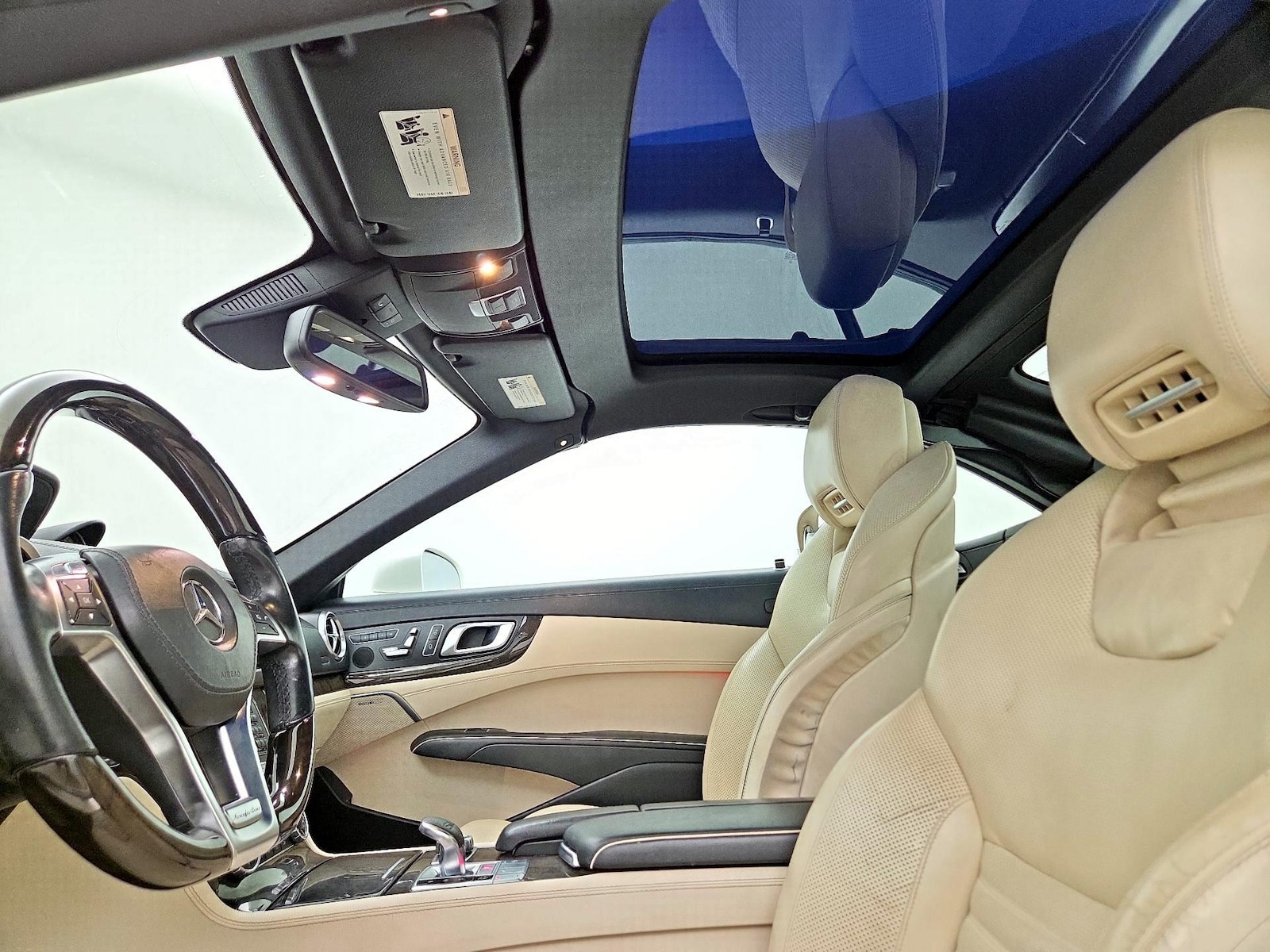 2015 Mercedes-Benz SL-Class SL550 - Photo 21
