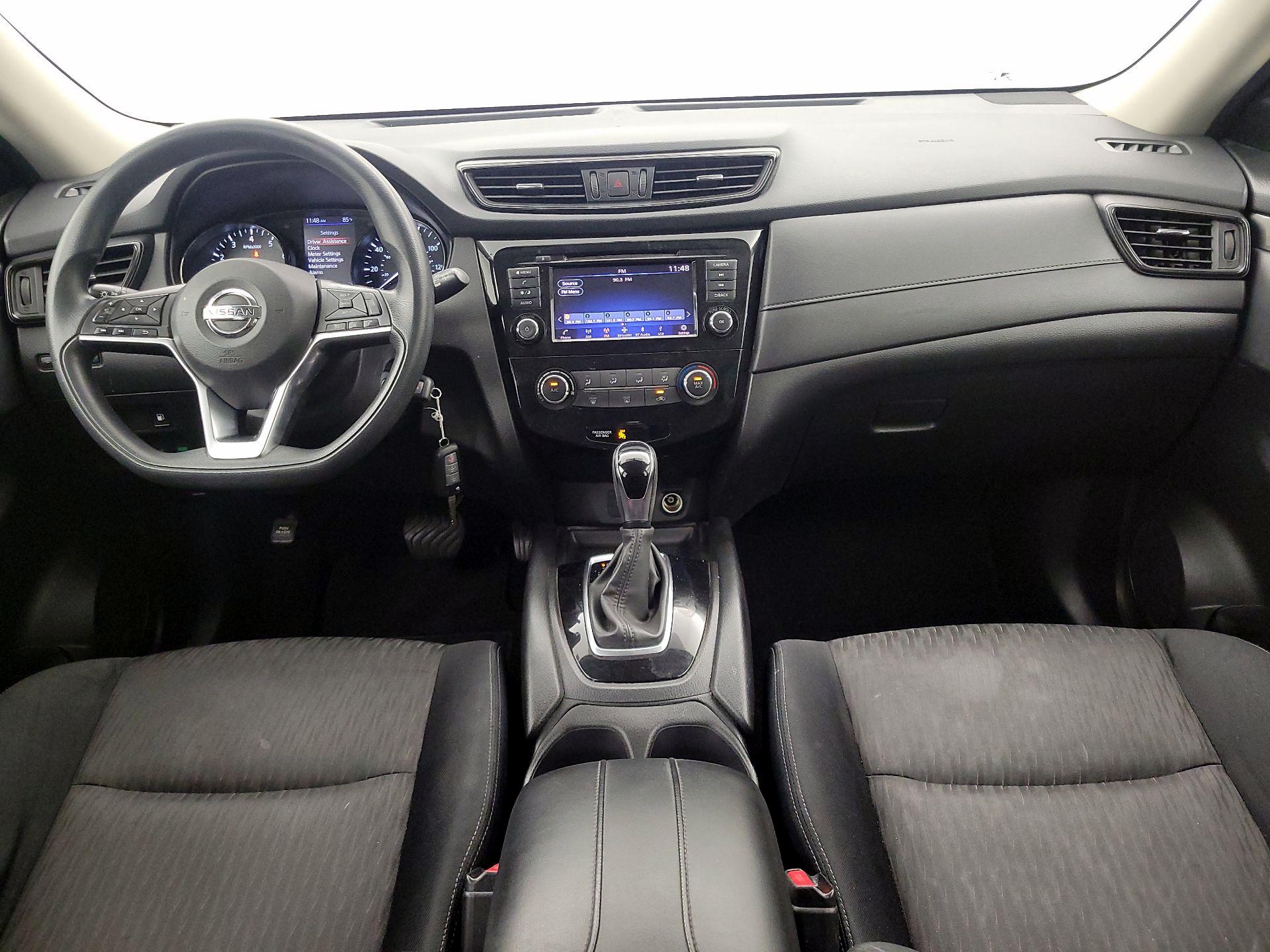 Thumbnail: 2018 Nissan Rogue - 9