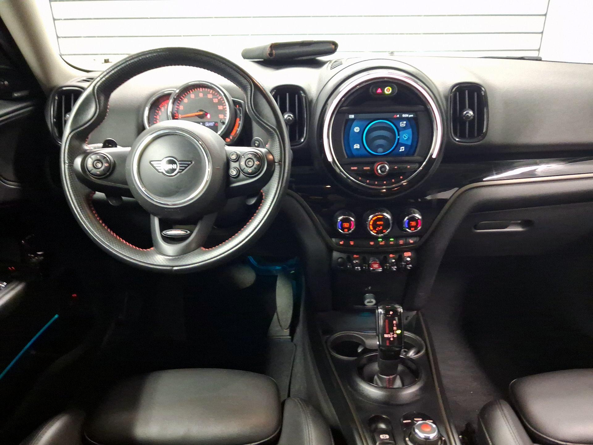 Gray 2020 MINI Countryman SUV / Crossover Front-Wheel Drive Automatic