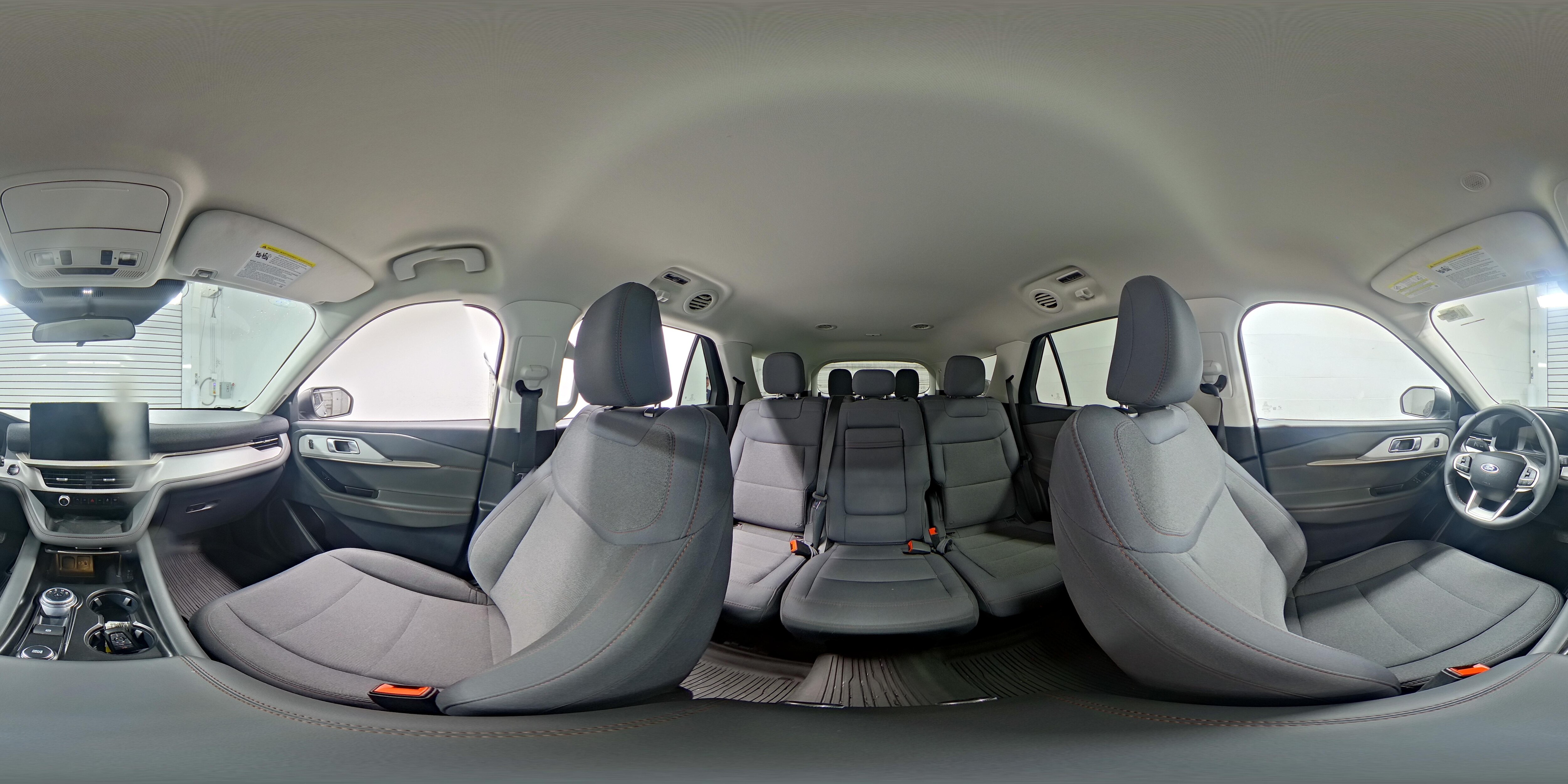 2025 Ford Explorer Active - Photo 22