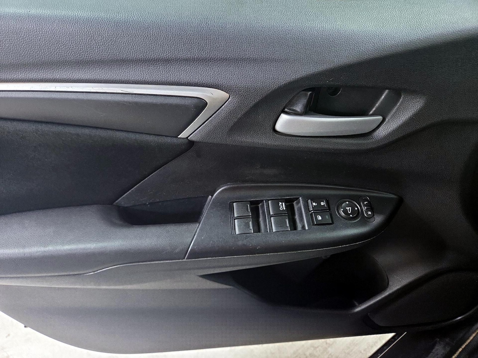 2019 Honda Fit LX - Photo 13