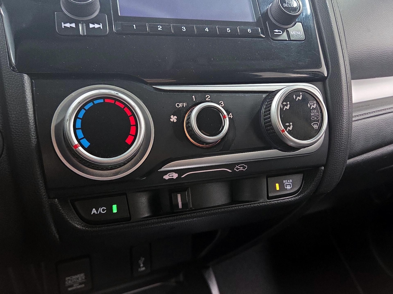2019 Honda Fit LX - Photo 17