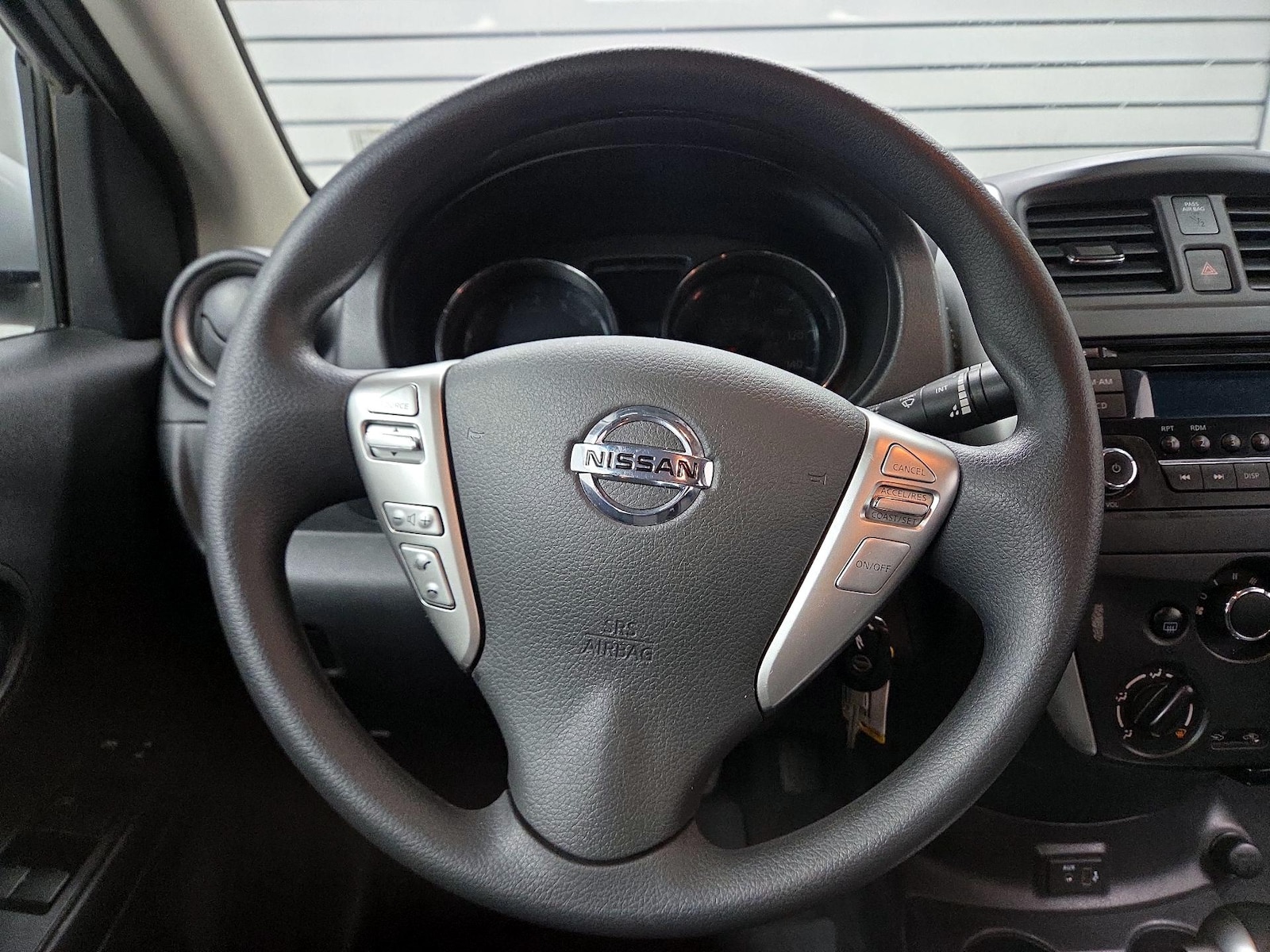 2018 Nissan Versa Sedan SV - Photo 11