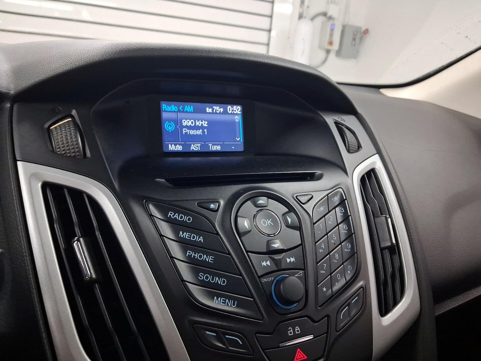 2014 Ford Focus SE - Photo 13