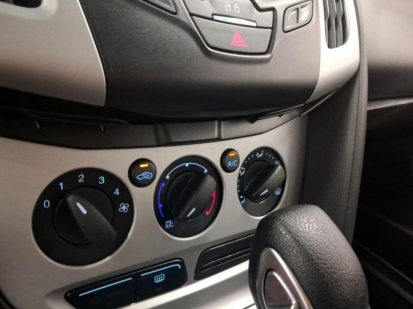 2014 Ford Focus SE - Photo 14