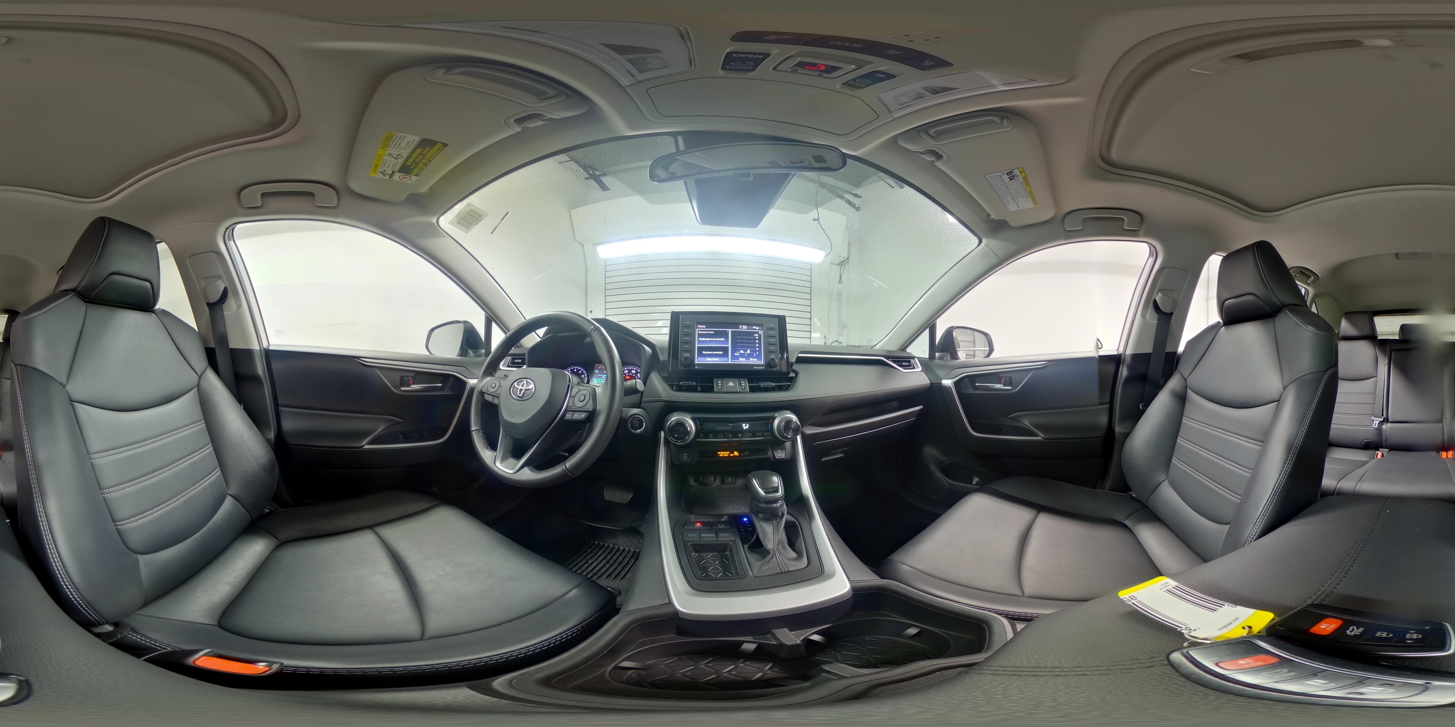 2022 Toyota RAV4 XLE Premium - Photo 22