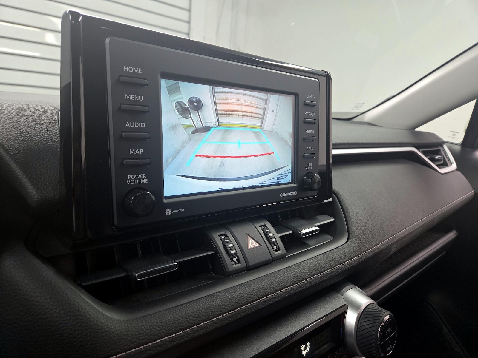 2022 Toyota RAV4 XLE Premium - Photo 14