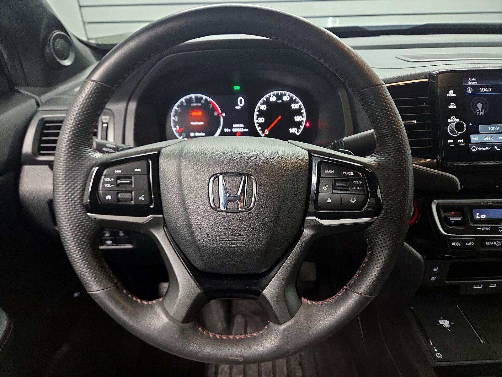 2024 Honda Ridgeline Black Edition - Photo 11