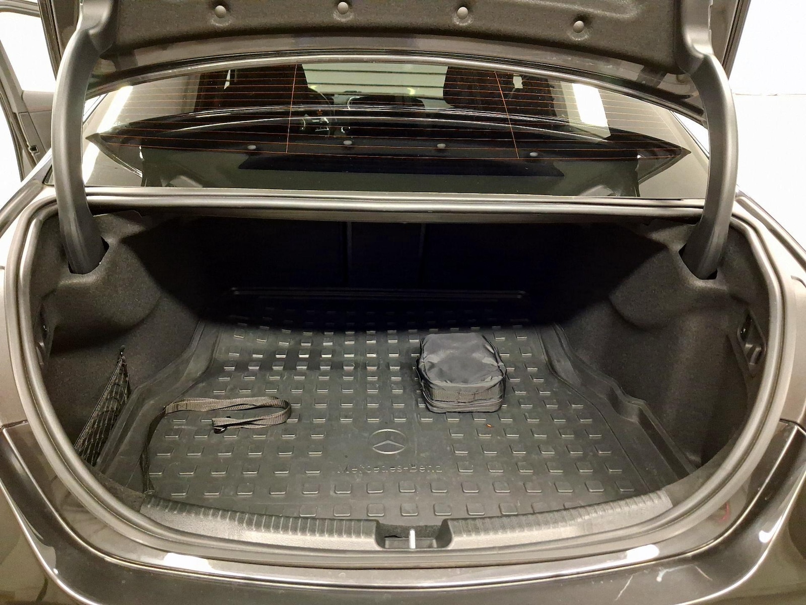 2024 Mercedes-Benz C-Class Sedan AMG C43 - Photo 17