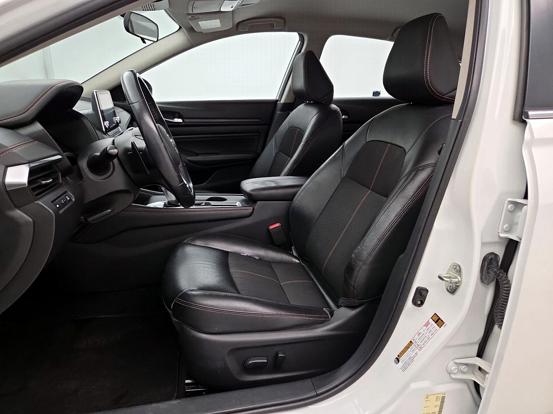 Thumbnail: 2020 Nissan Altima - 11