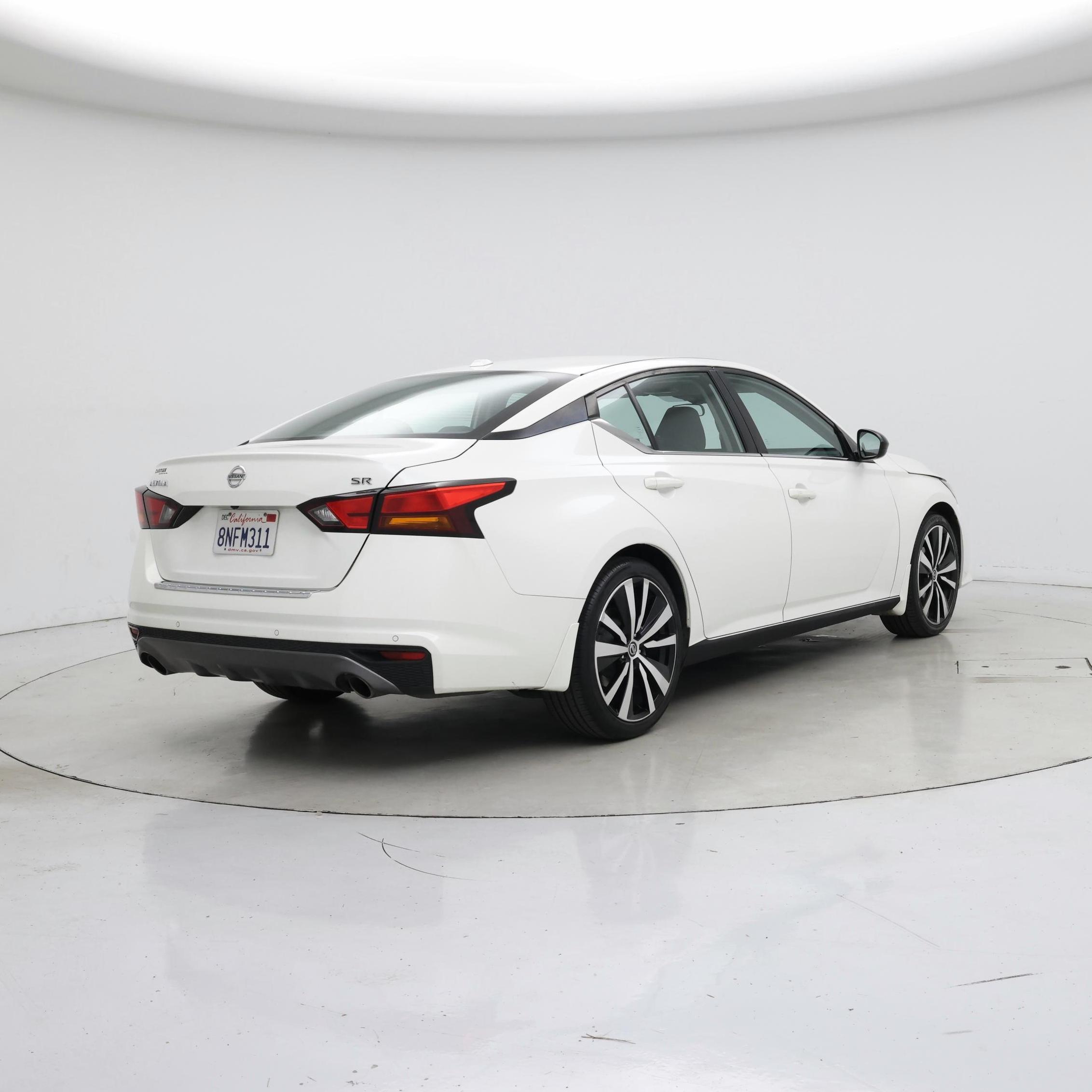 Thumbnail: 2020 Nissan Altima - 8