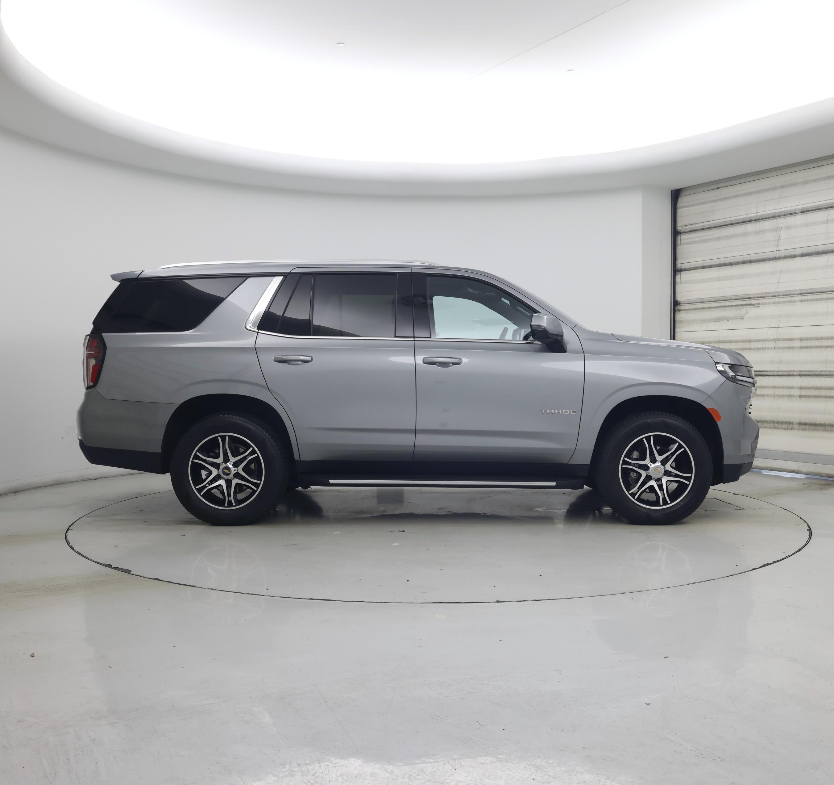 Thumbnail: 2024 Chevrolet Tahoe - 7