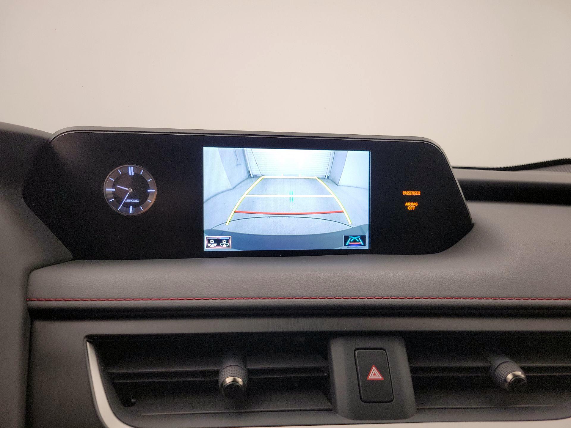 Thumbnail: 2020 Lexus UX - 14