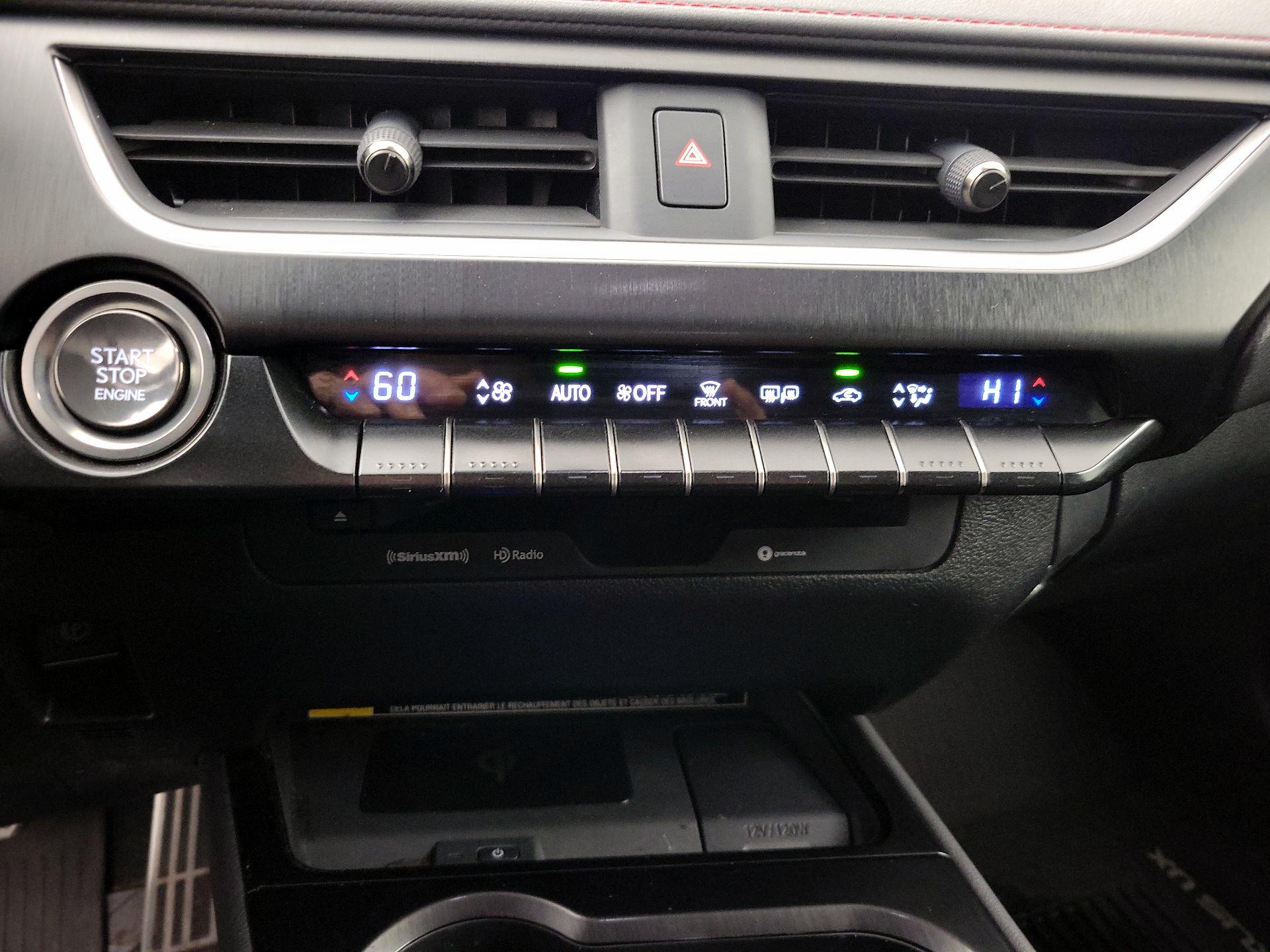 Thumbnail: 2020 Lexus UX - 16