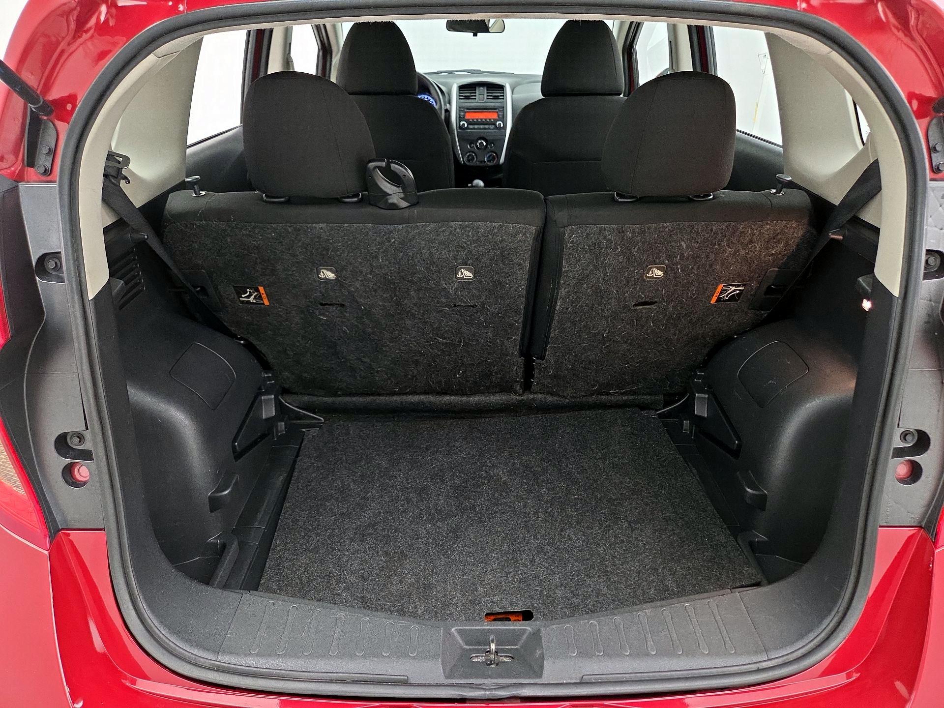 Thumbnail: 2015 Nissan Versa Note - 17