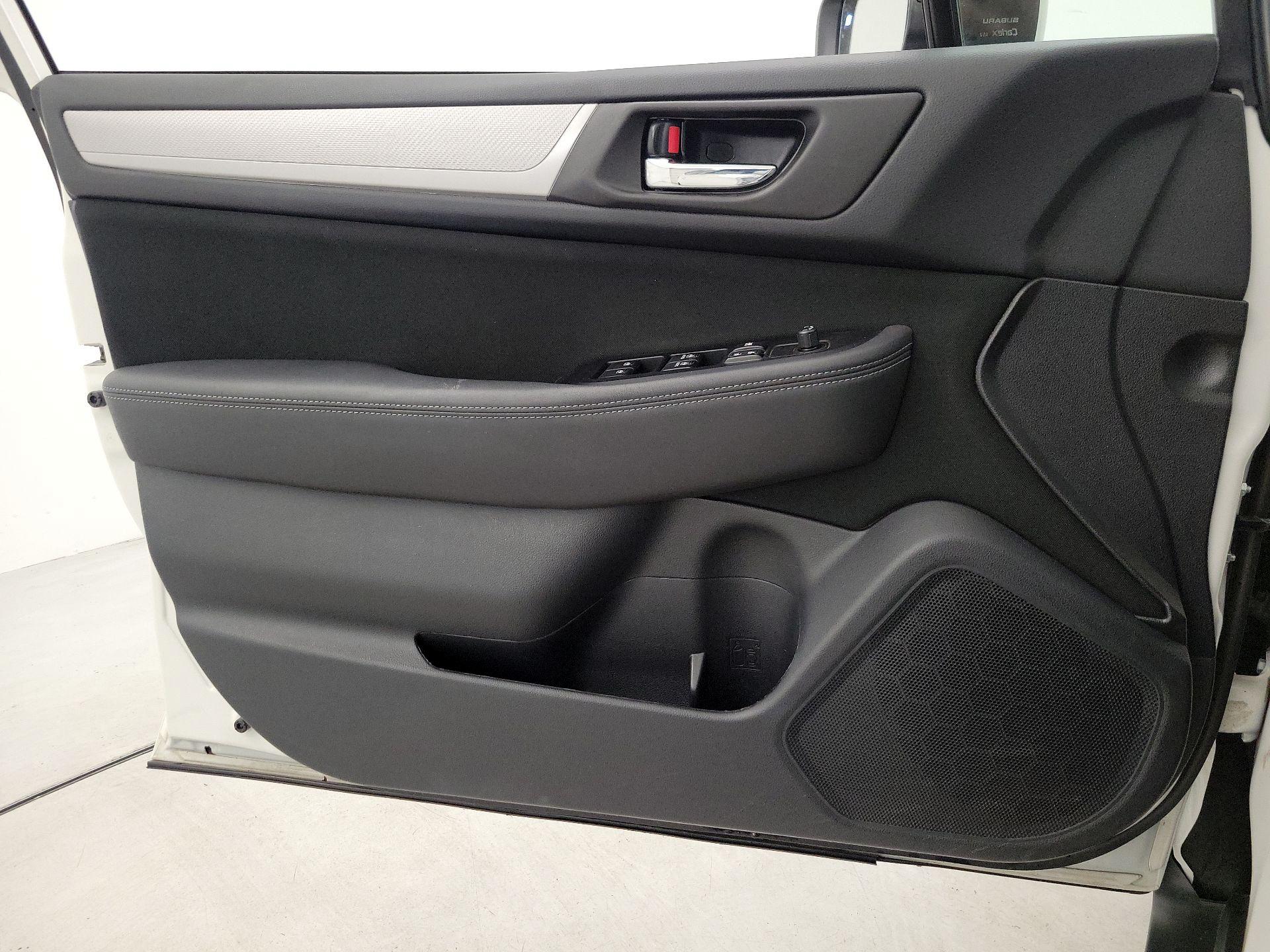 Thumbnail: 2018 Subaru Outback - 12