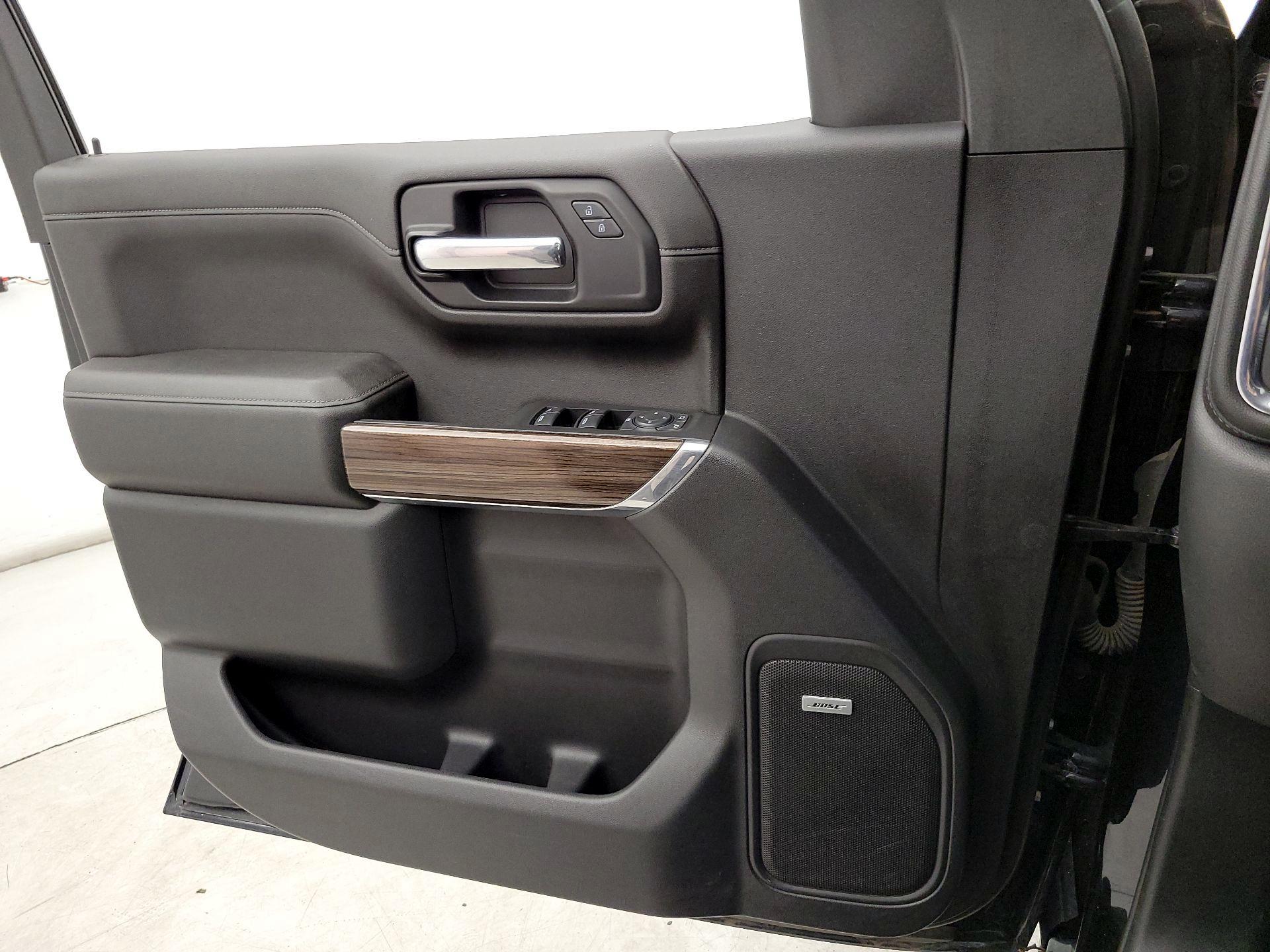 Thumbnail: 2020 Chevrolet Silverado 1500 - 12