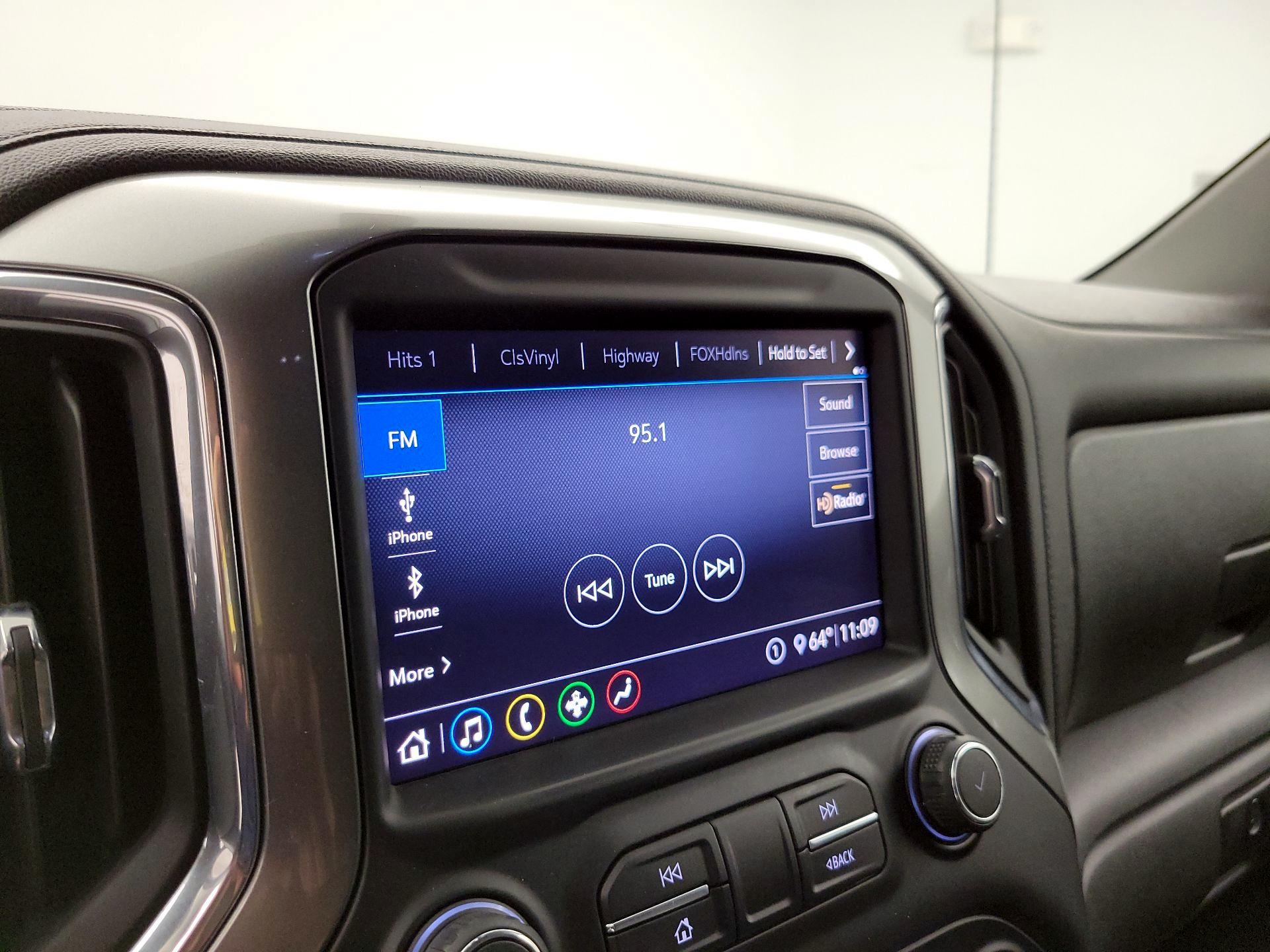 Thumbnail: 2020 Chevrolet Silverado 1500 - 15