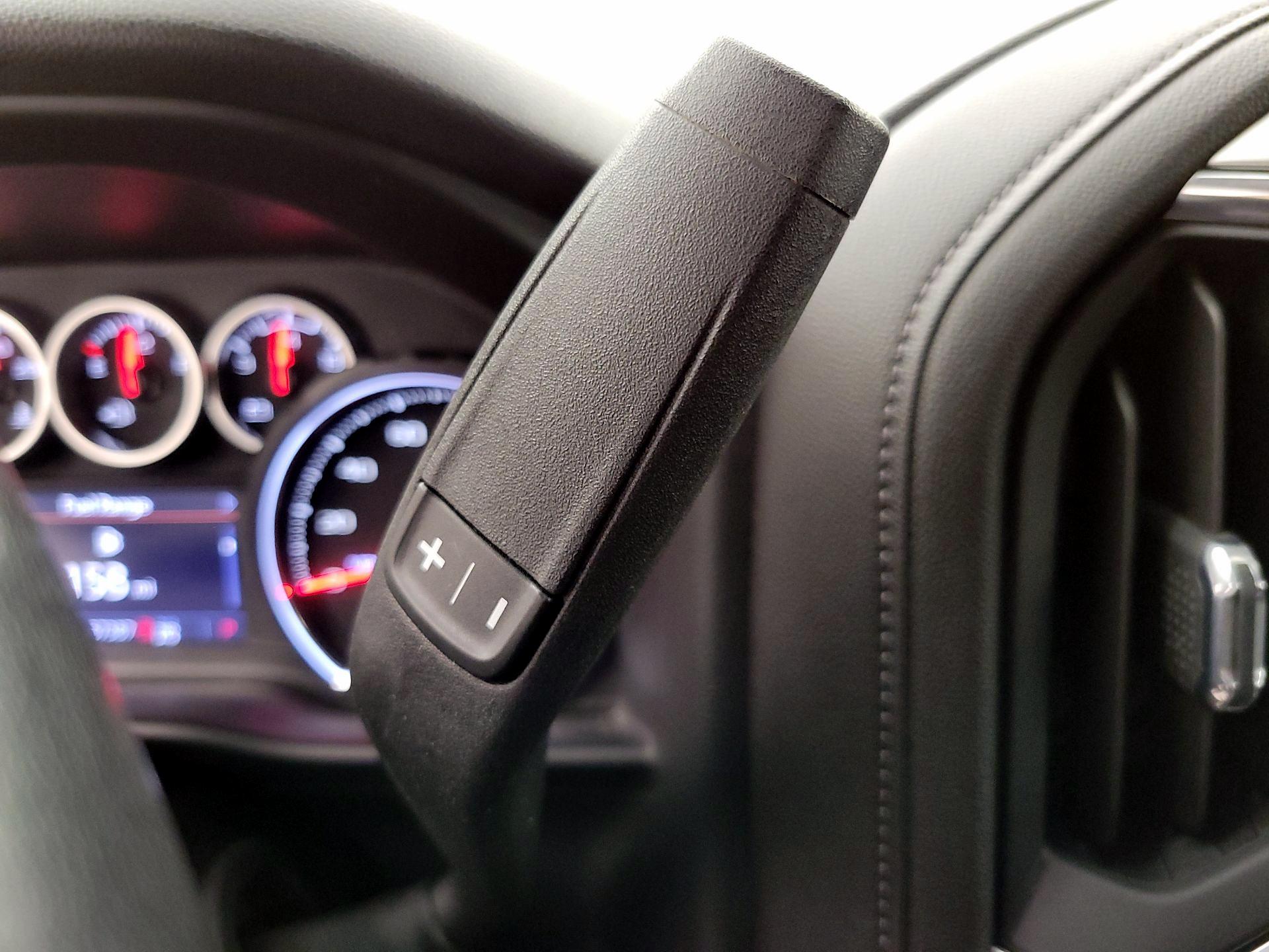 Thumbnail: 2020 Chevrolet Silverado 1500 - 17