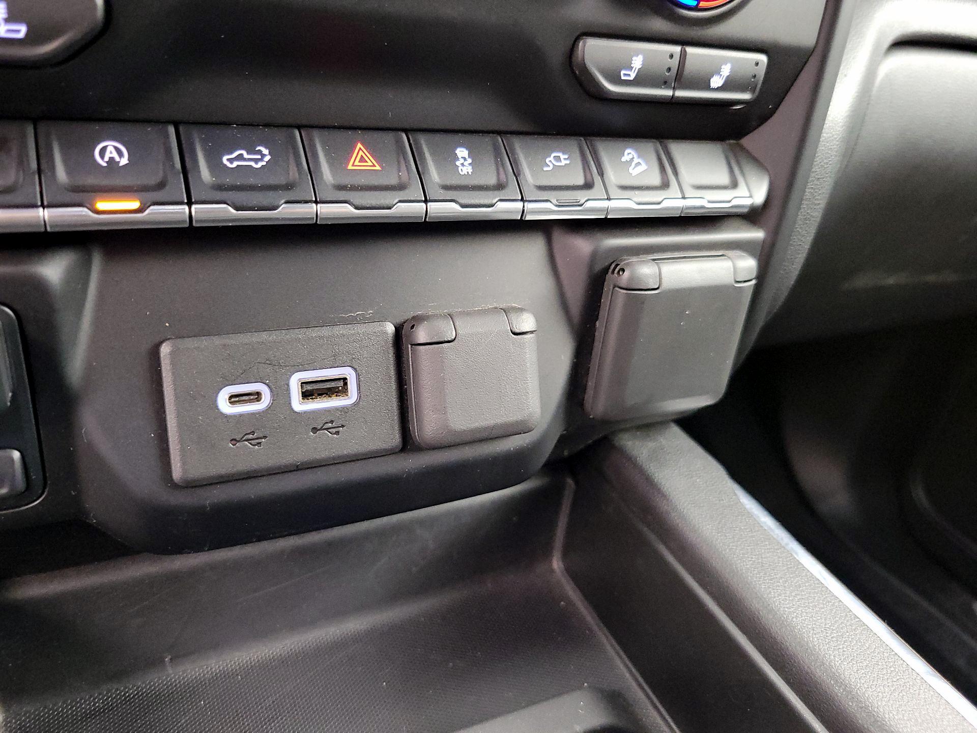 Thumbnail: 2020 Chevrolet Silverado 1500 - 18