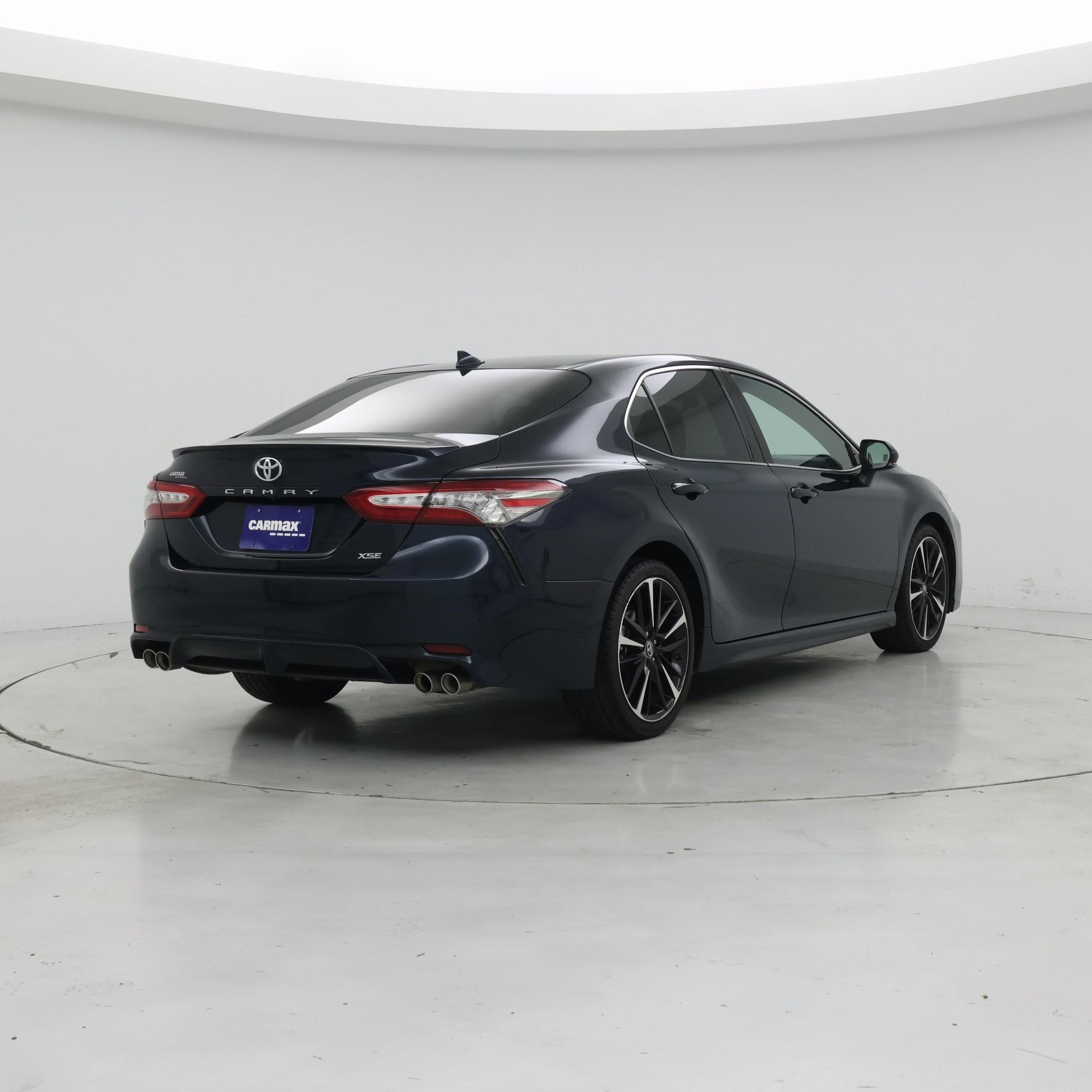Thumbnail: 2019 Toyota Camry - 8