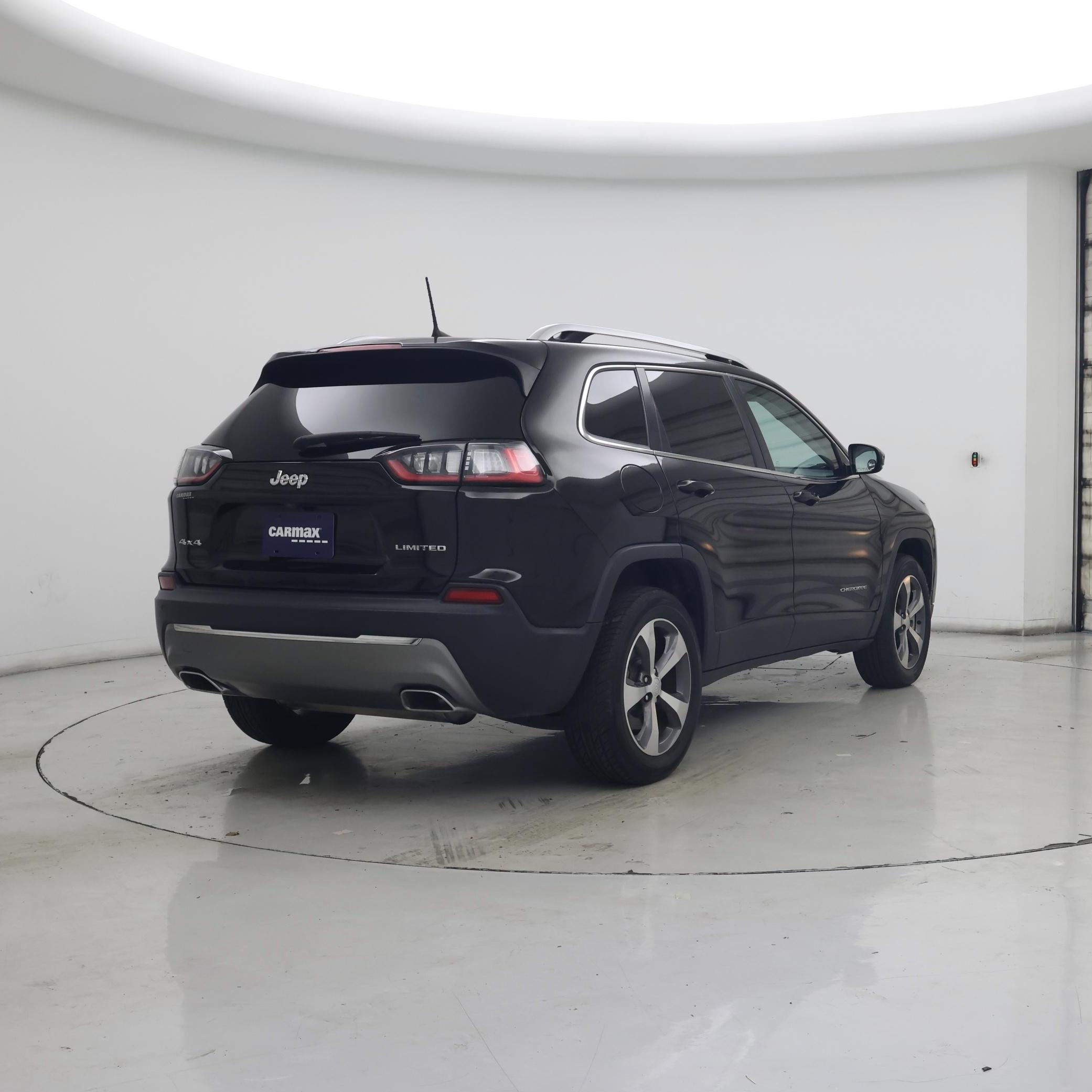 Thumbnail: 2020 Jeep Cherokee - 8