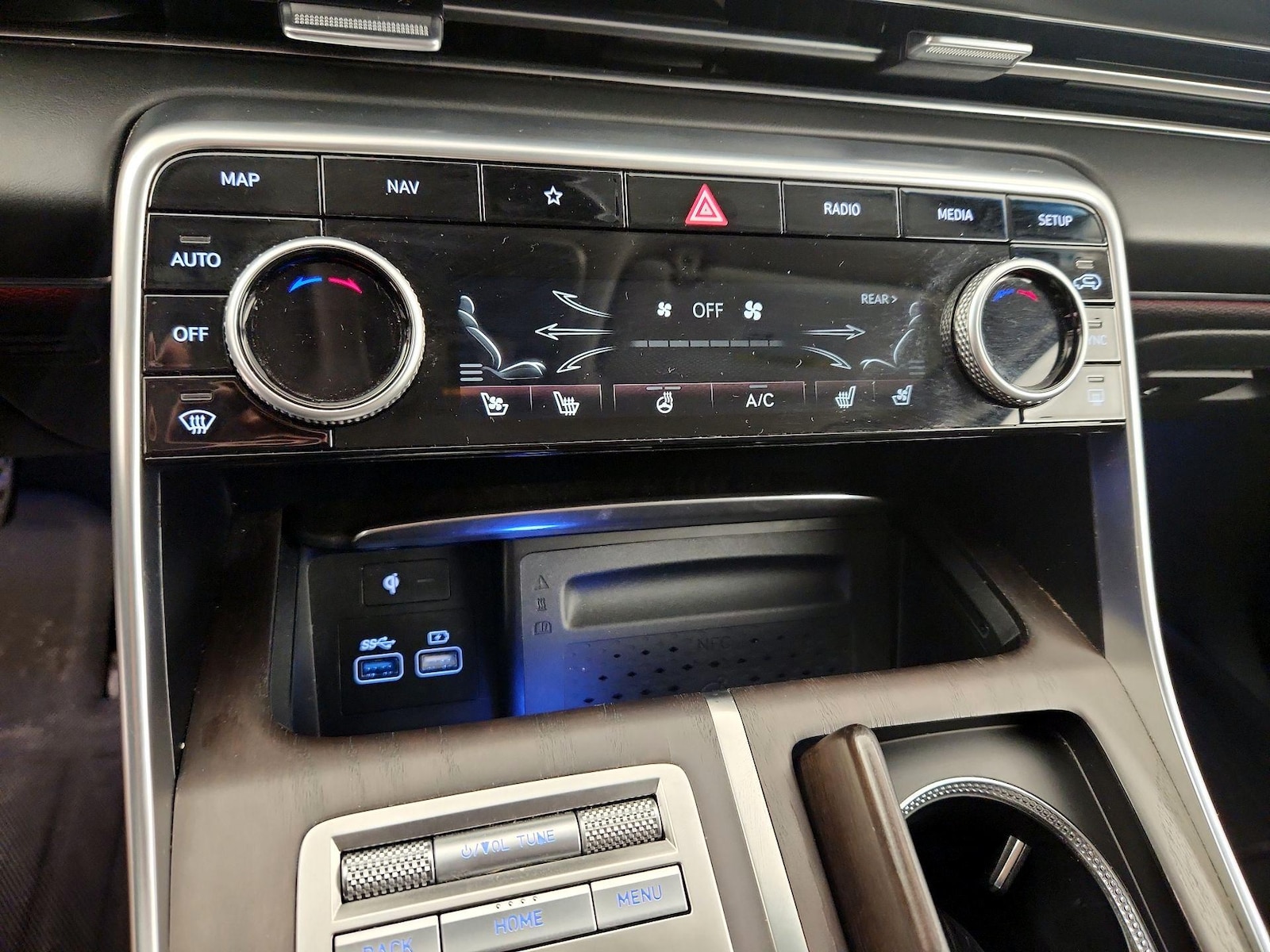 2021 GENESIS GV80 Standard - Photo 19