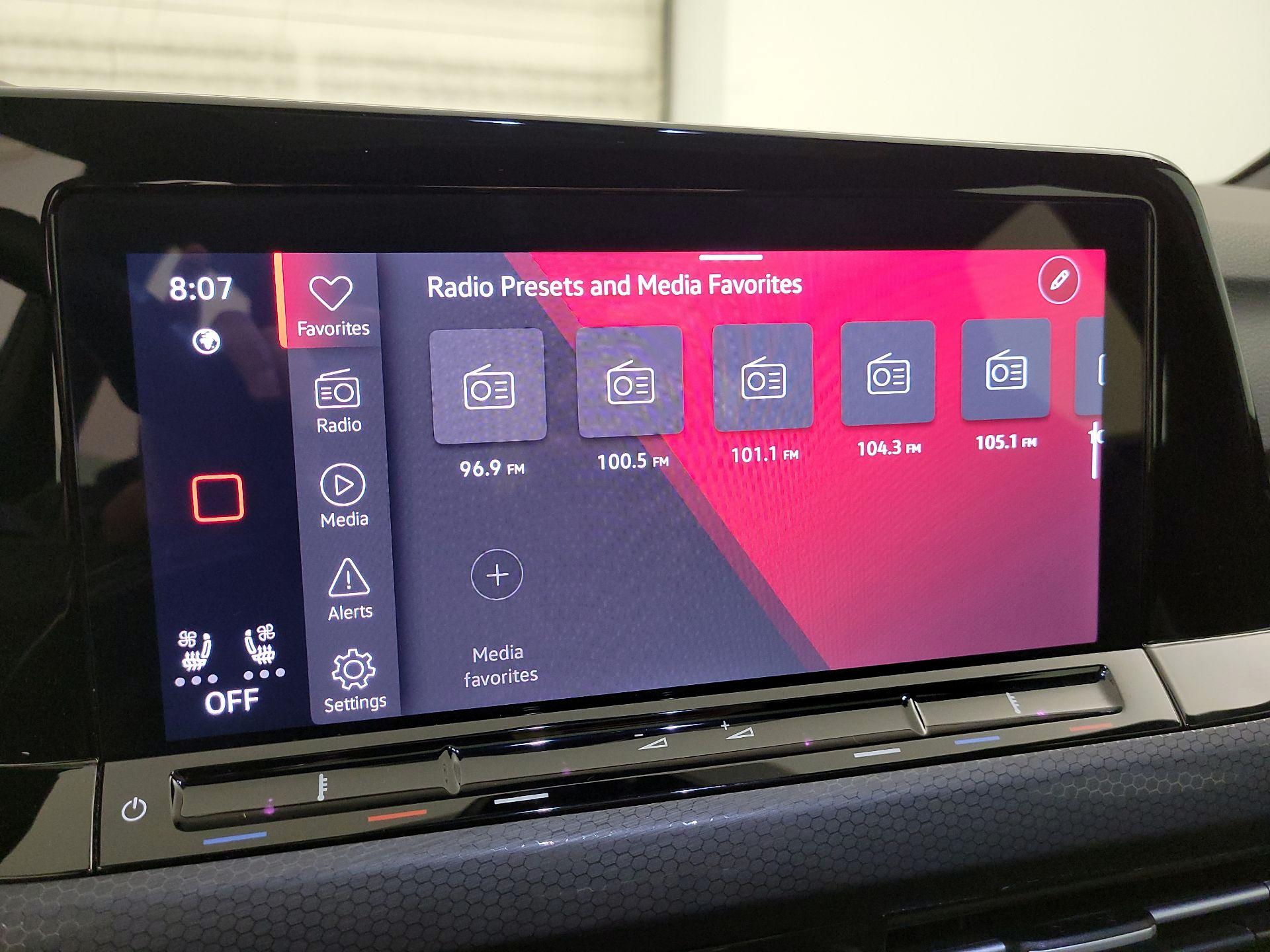 Thumbnail: 2024 Volkswagen Golf - 16