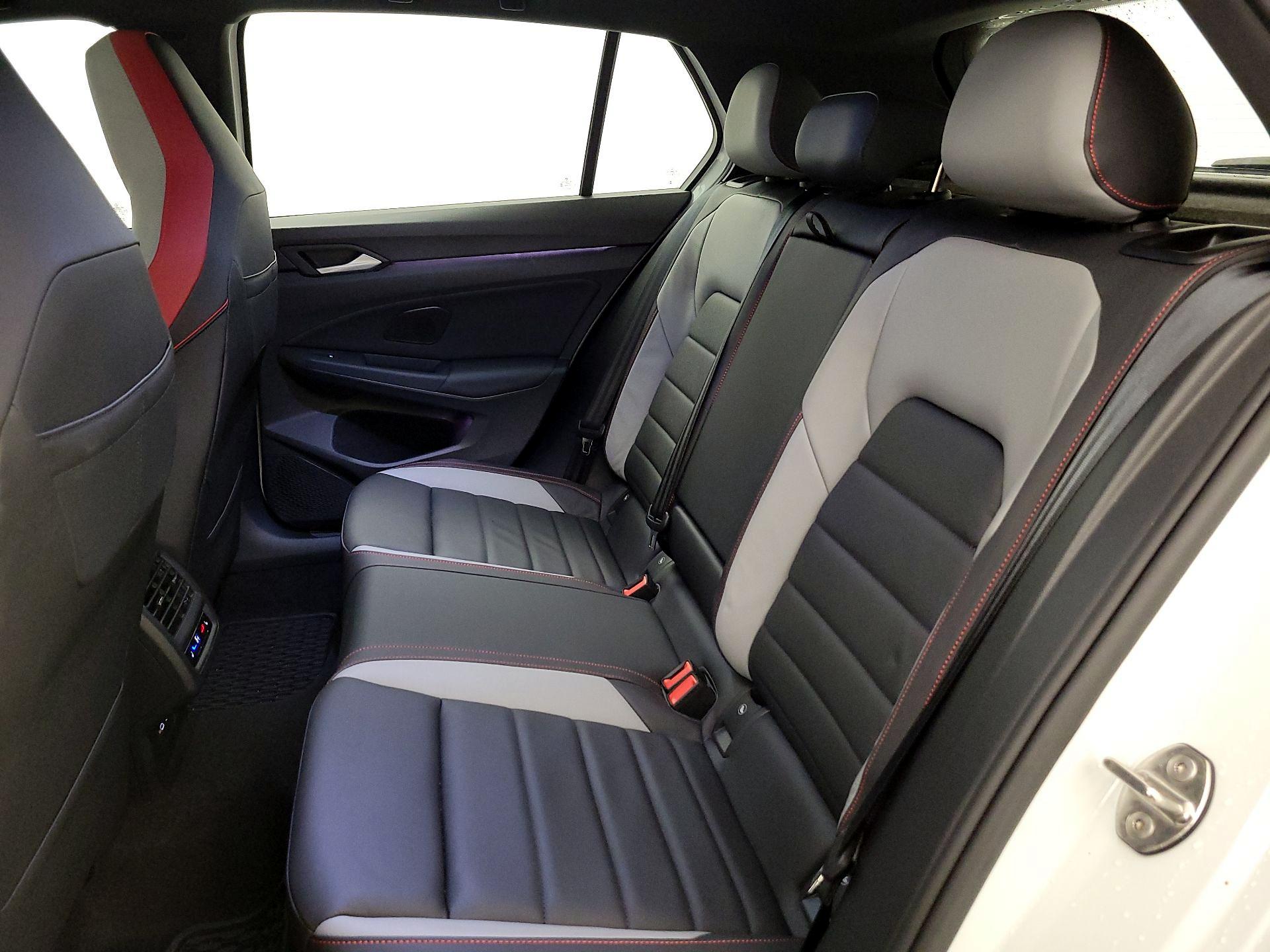 Thumbnail: 2024 Volkswagen Golf - 19