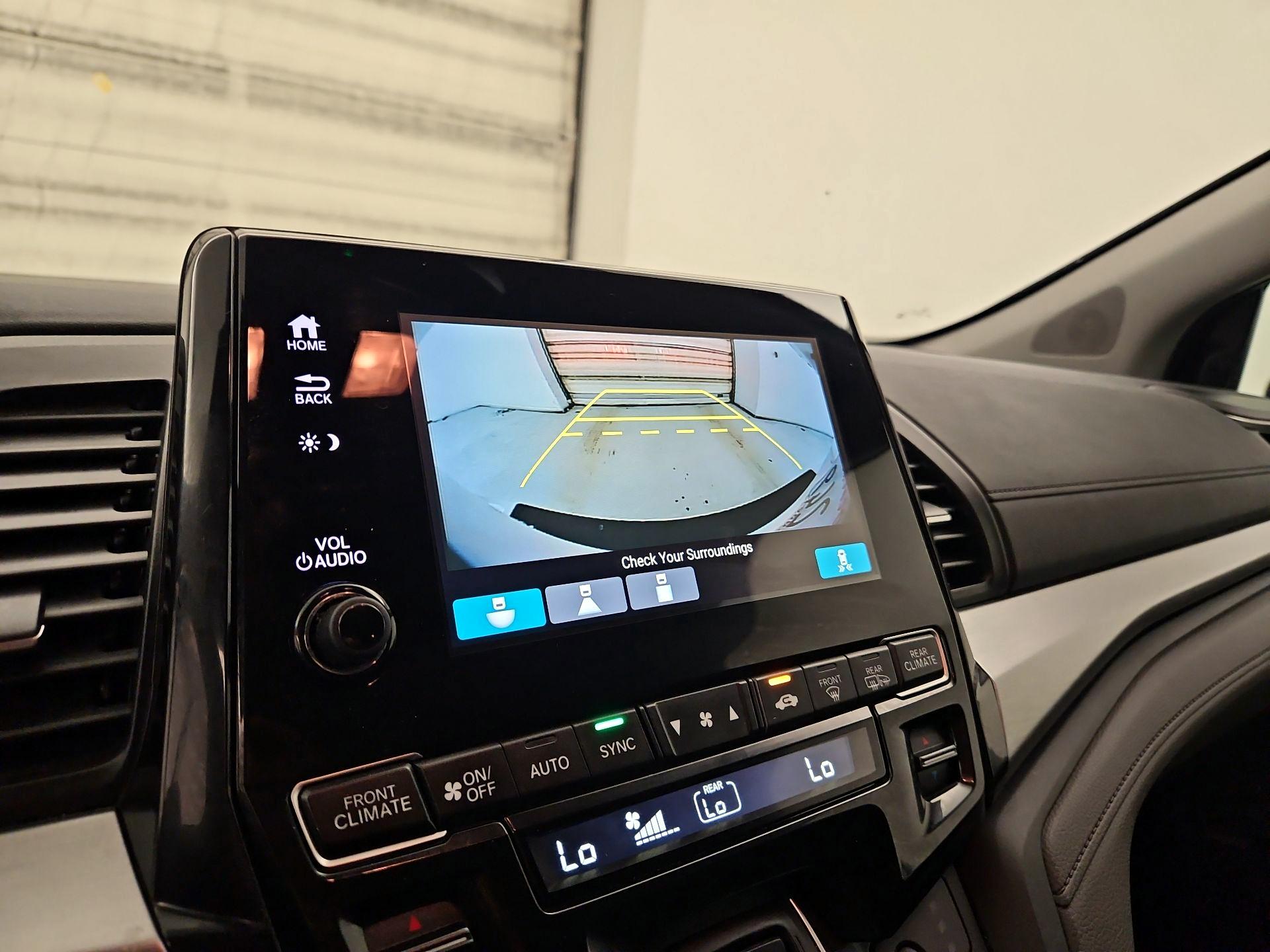 Thumbnail: 2019 Honda Odyssey - 12