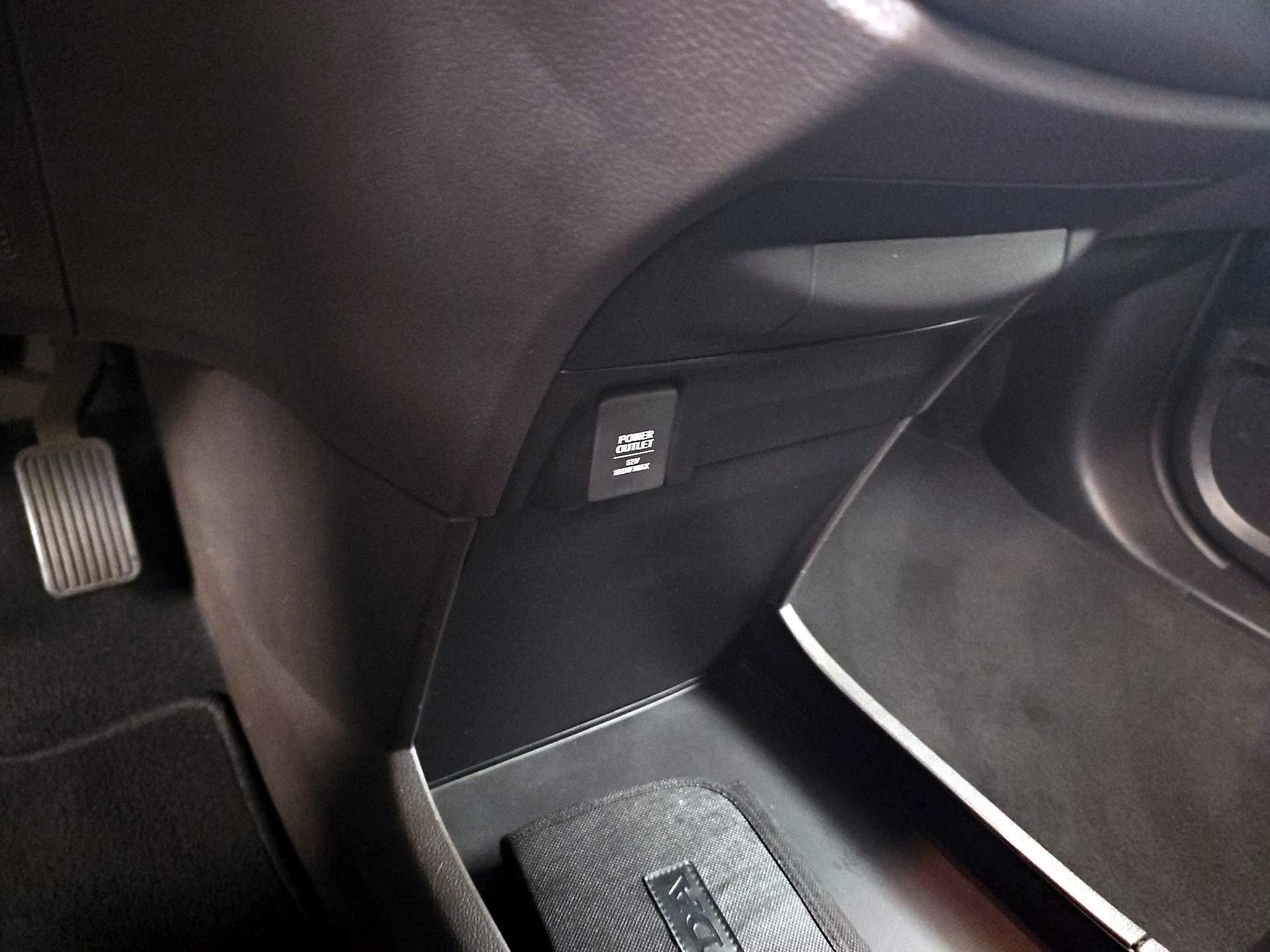 Thumbnail: 2019 Honda Odyssey - 16