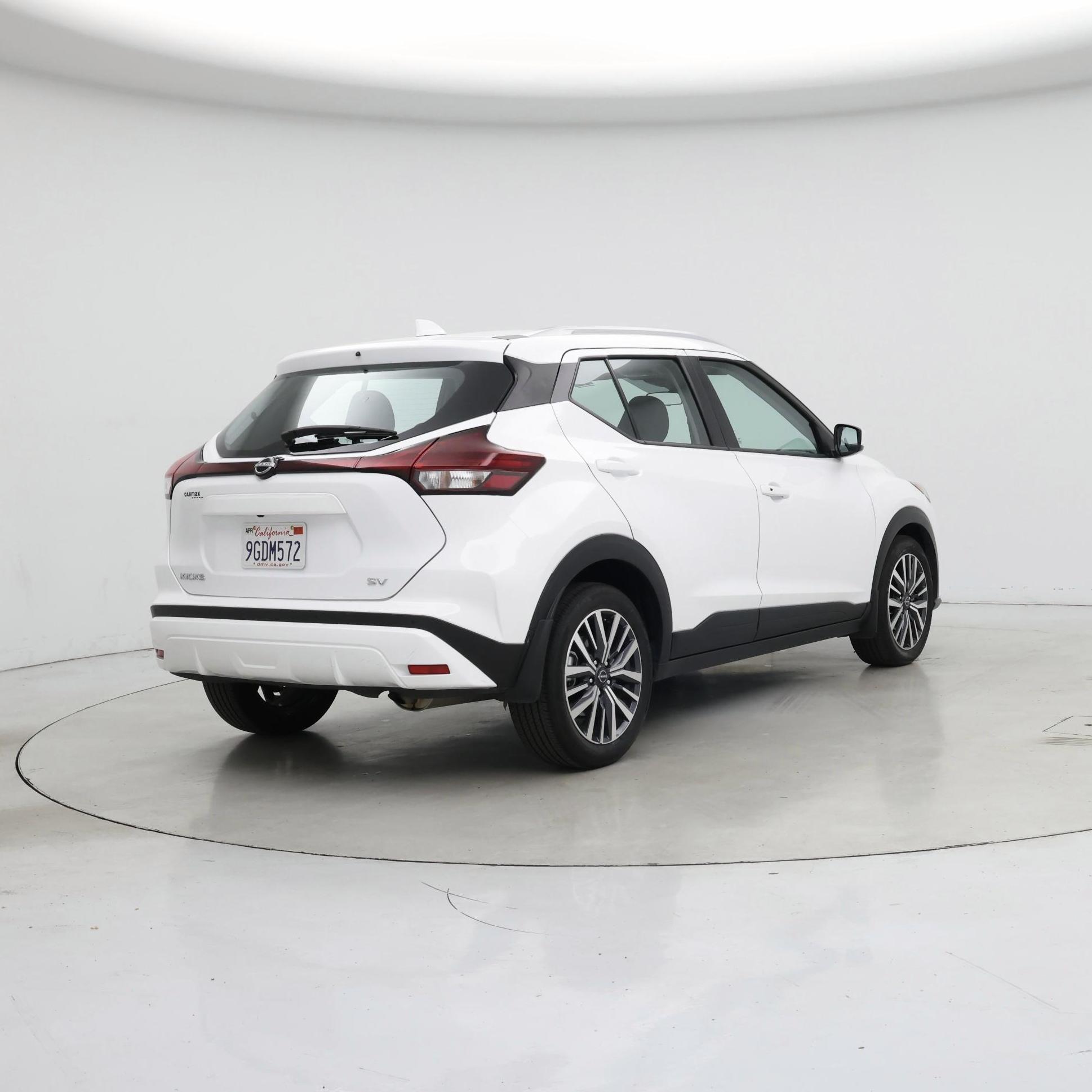 Thumbnail: 2023 Nissan Kicks - 8