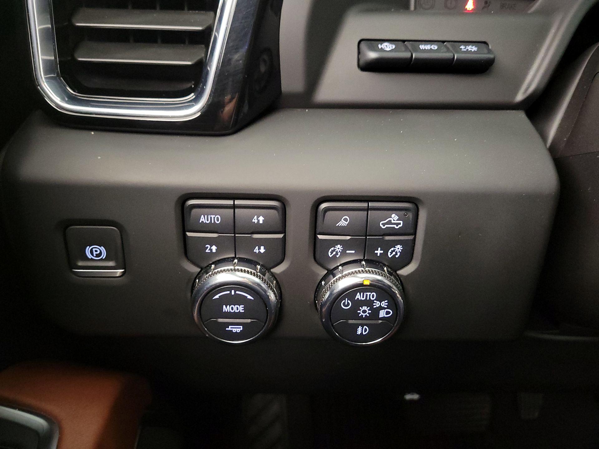 Thumbnail: 2023 GMC Sierra 1500 - 13