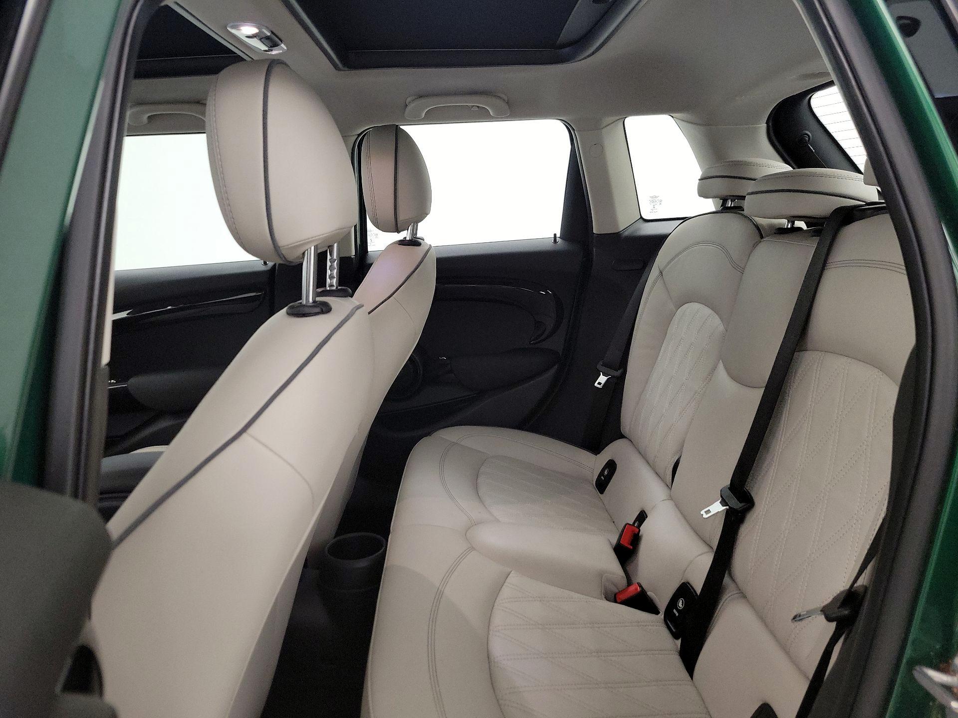 Thumbnail: 2020 MINI Cooper Hardtop - 19