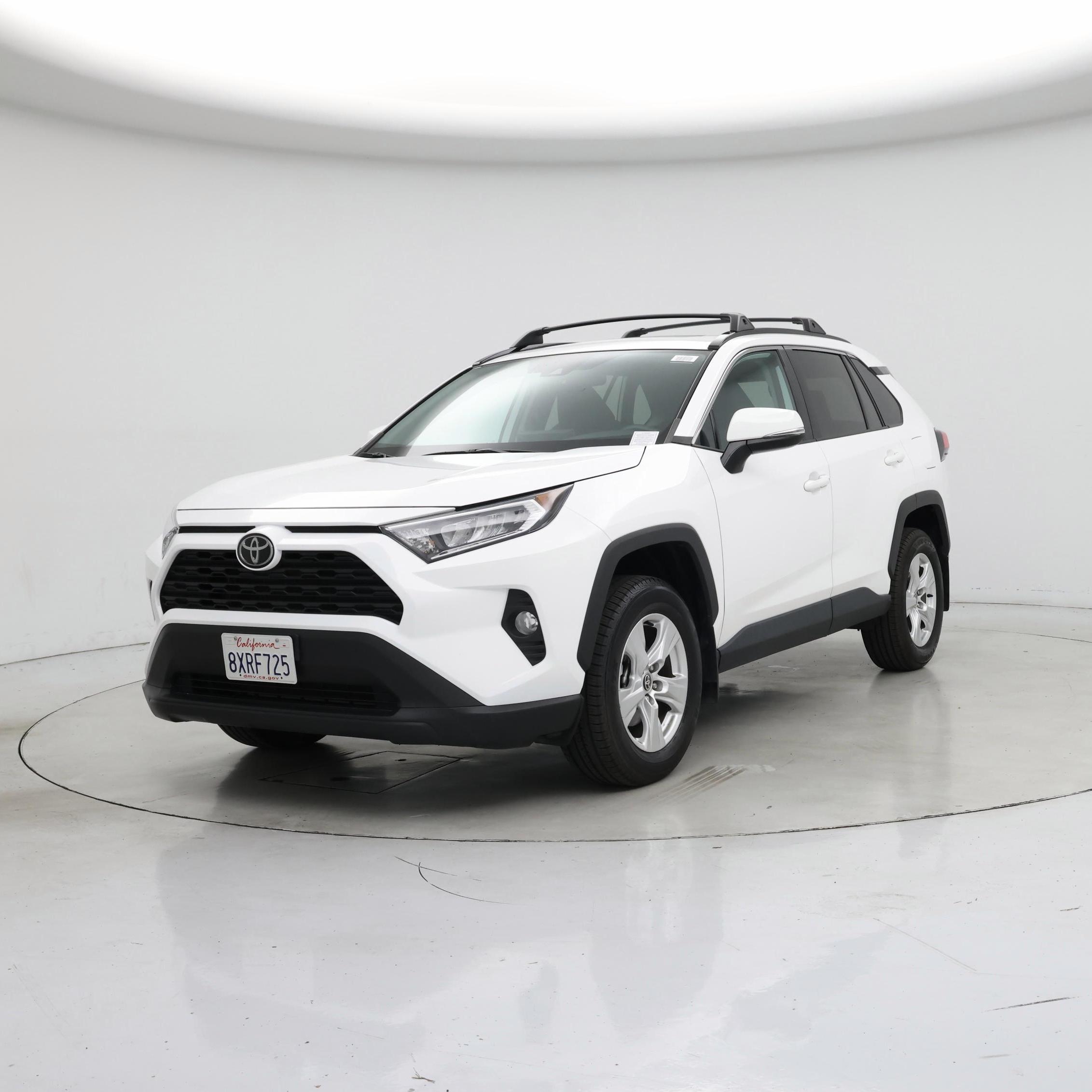 Thumbnail: 2021 Toyota RAV4 - 4