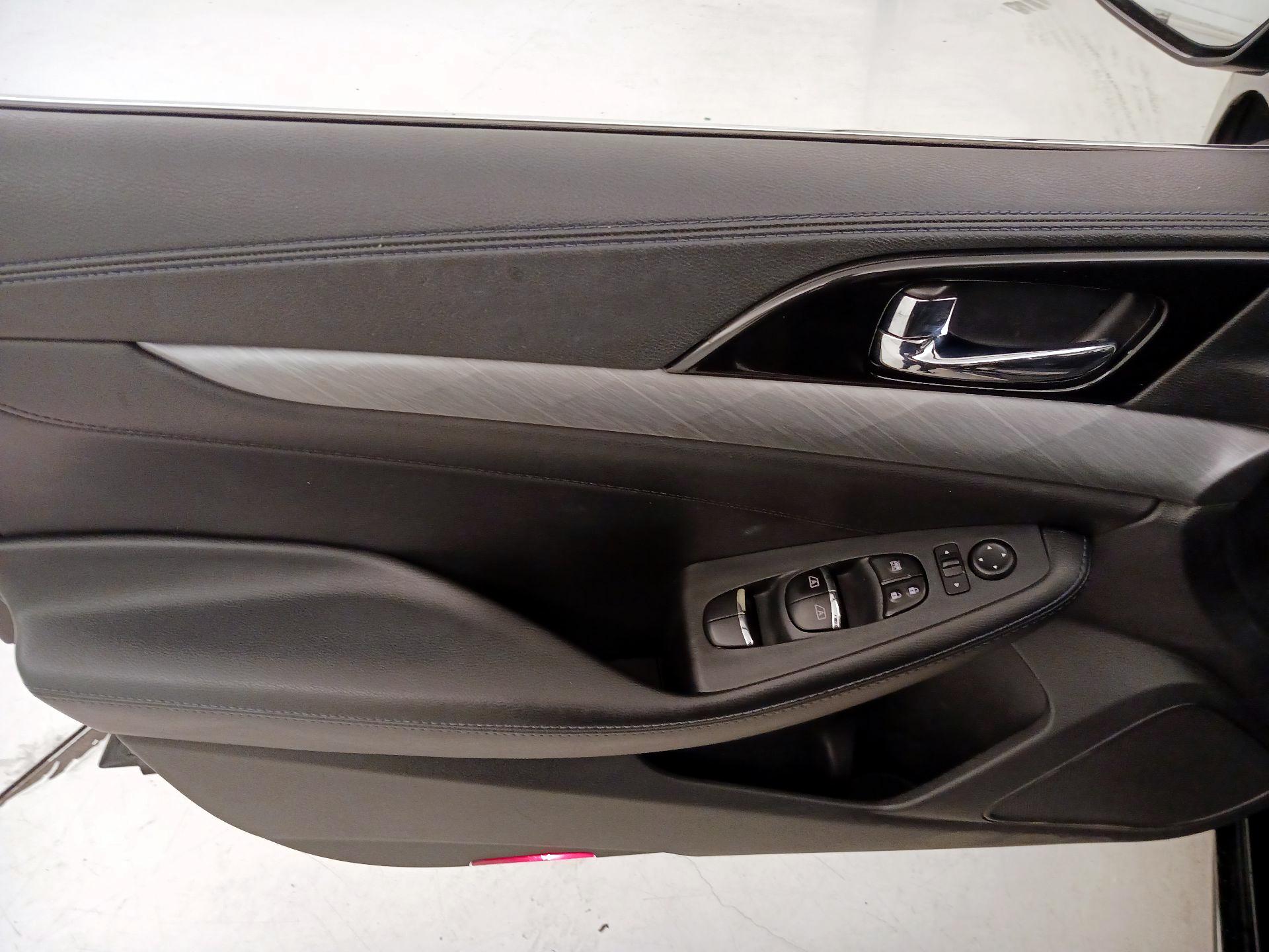 Thumbnail: 2018 Nissan Maxima - 12