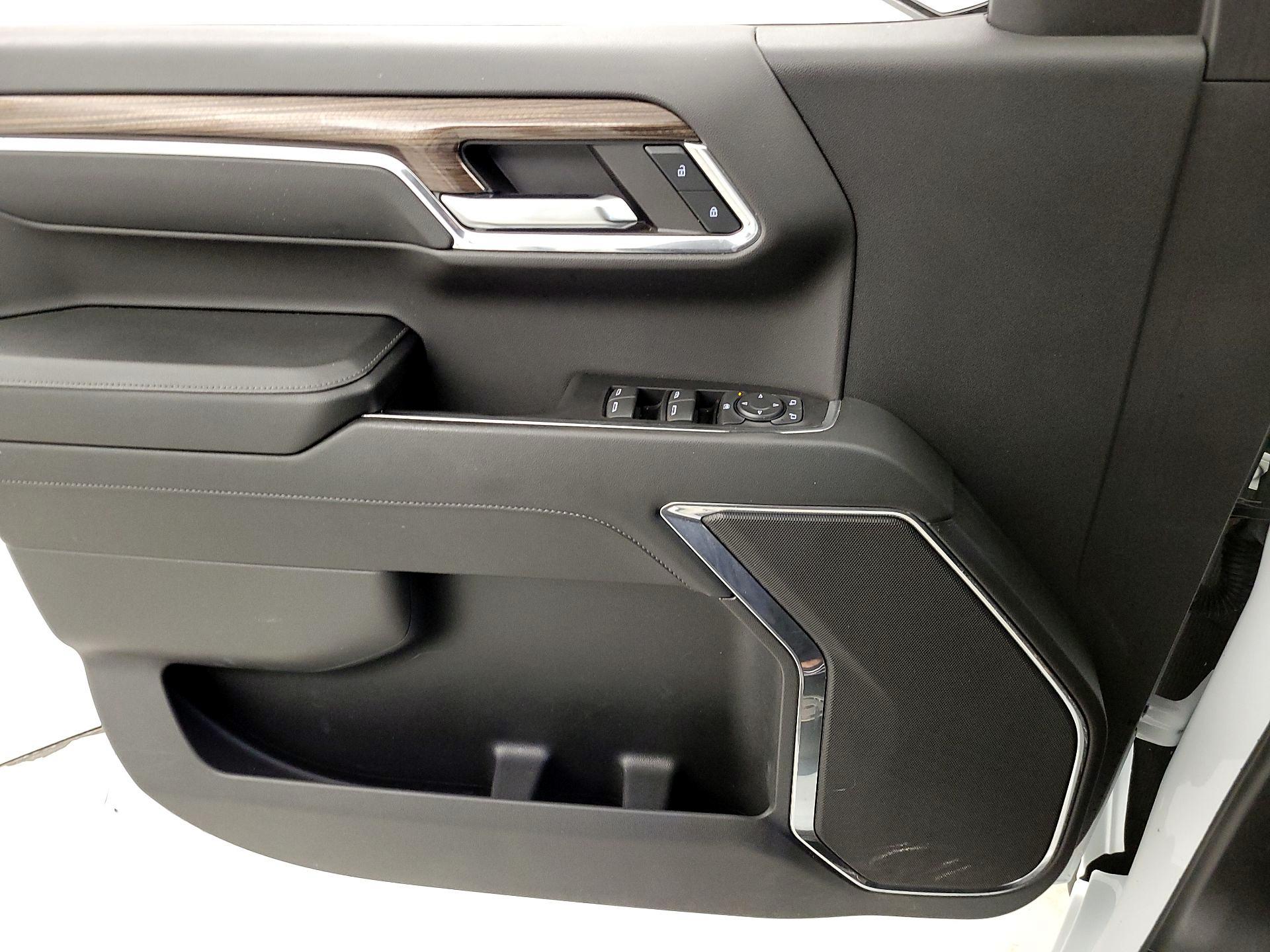 Thumbnail: 2024 Chevrolet Silverado 1500 - 12