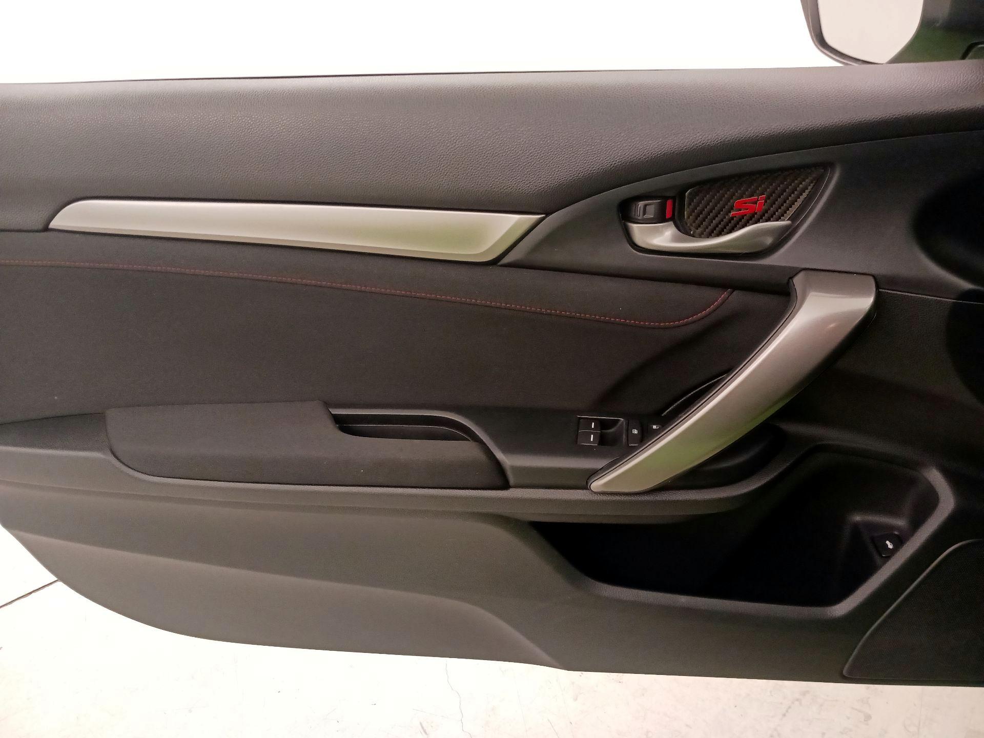 Thumbnail: 2017 Honda Civic - 12