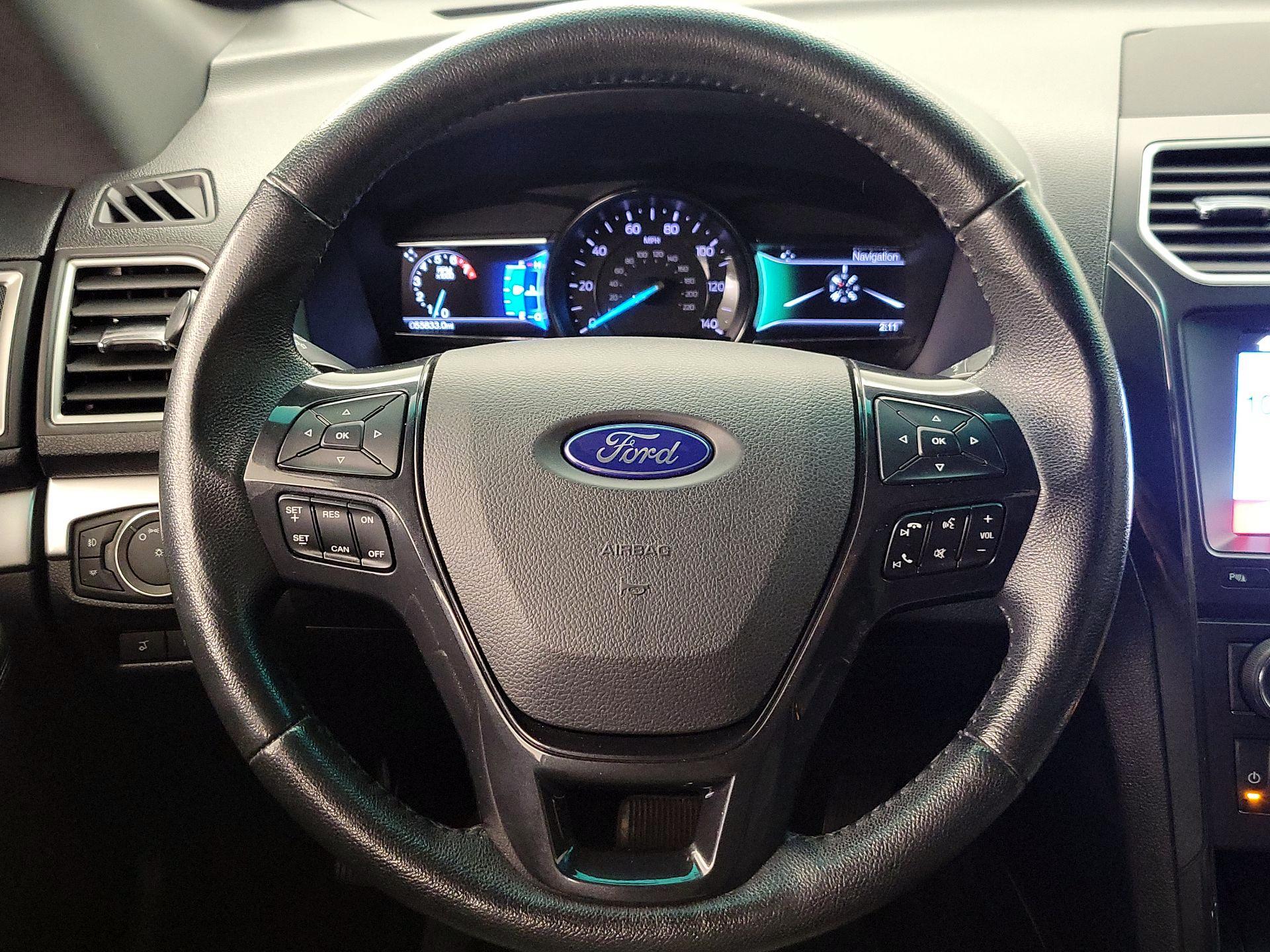 Thumbnail: 2017 Ford Explorer - 10