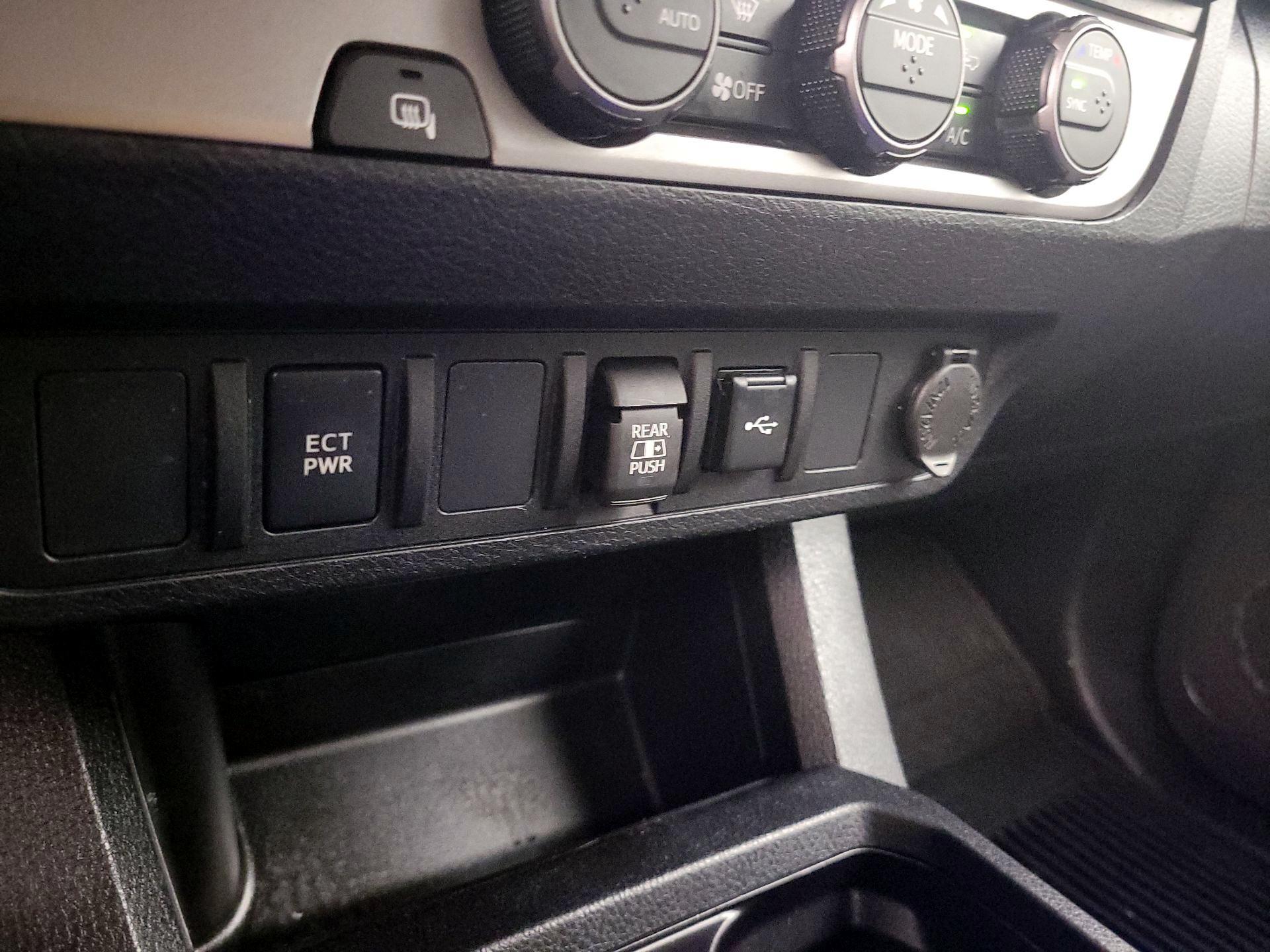 Thumbnail: 2023 Toyota Tacoma - 18