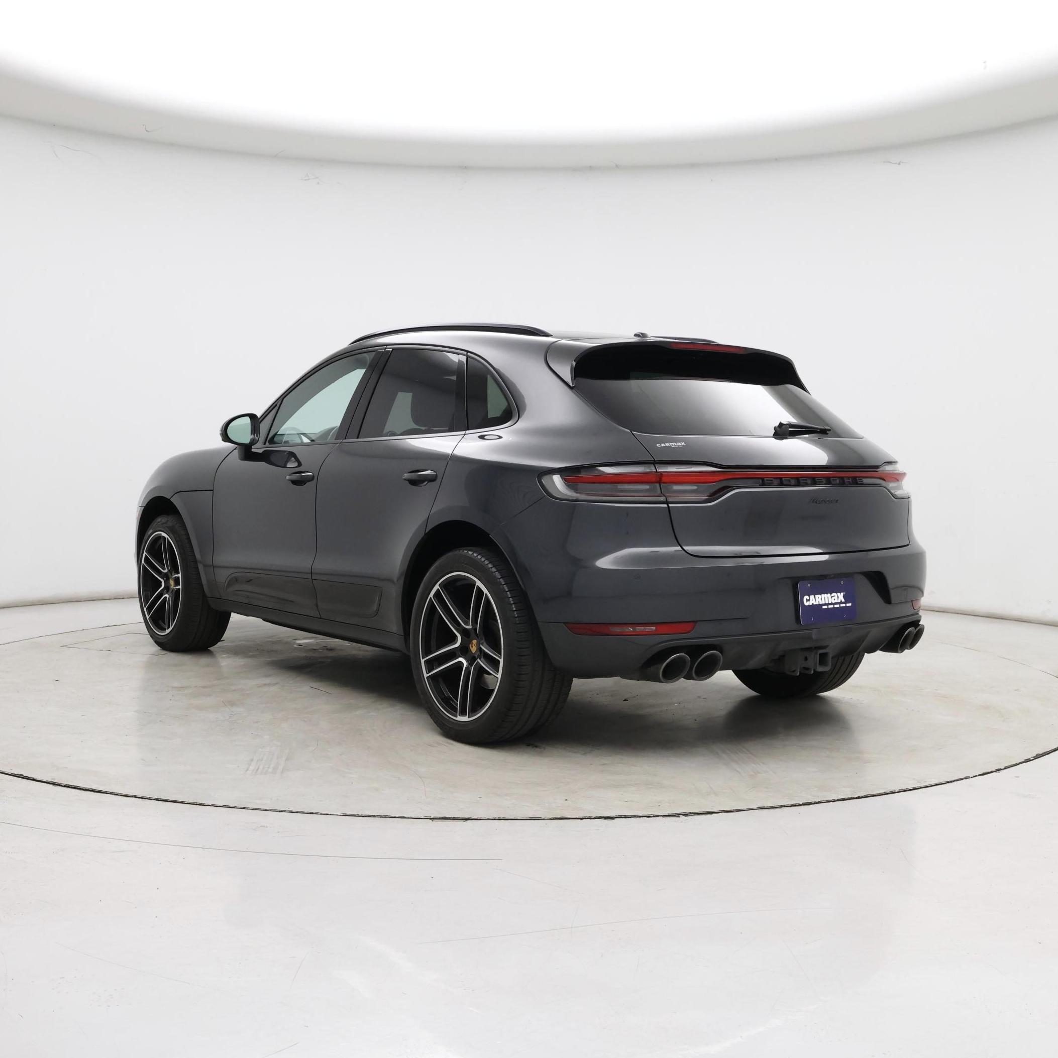 Thumbnail: 2020 Porsche Macan - 2