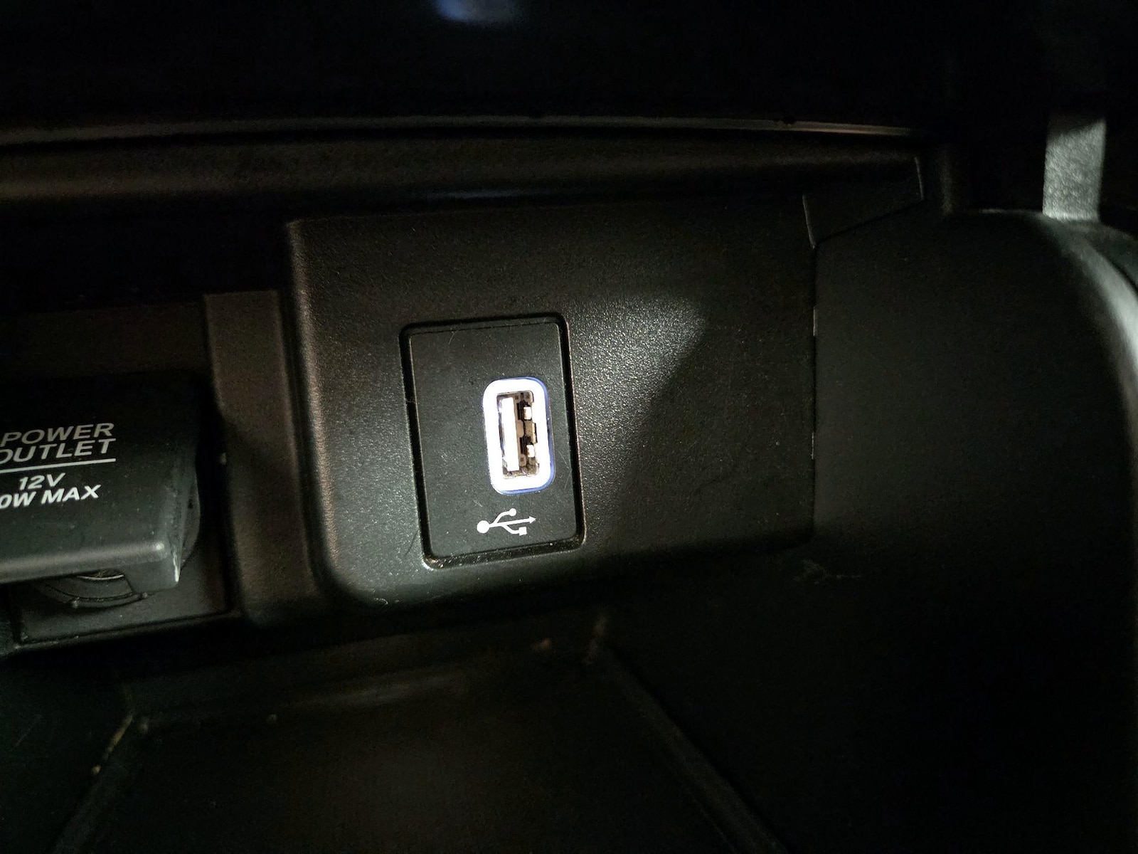 2019 Honda Accord LX - Photo 19