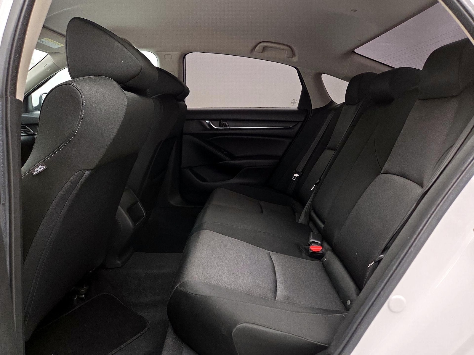 2019 Honda Accord LX - Photo 20