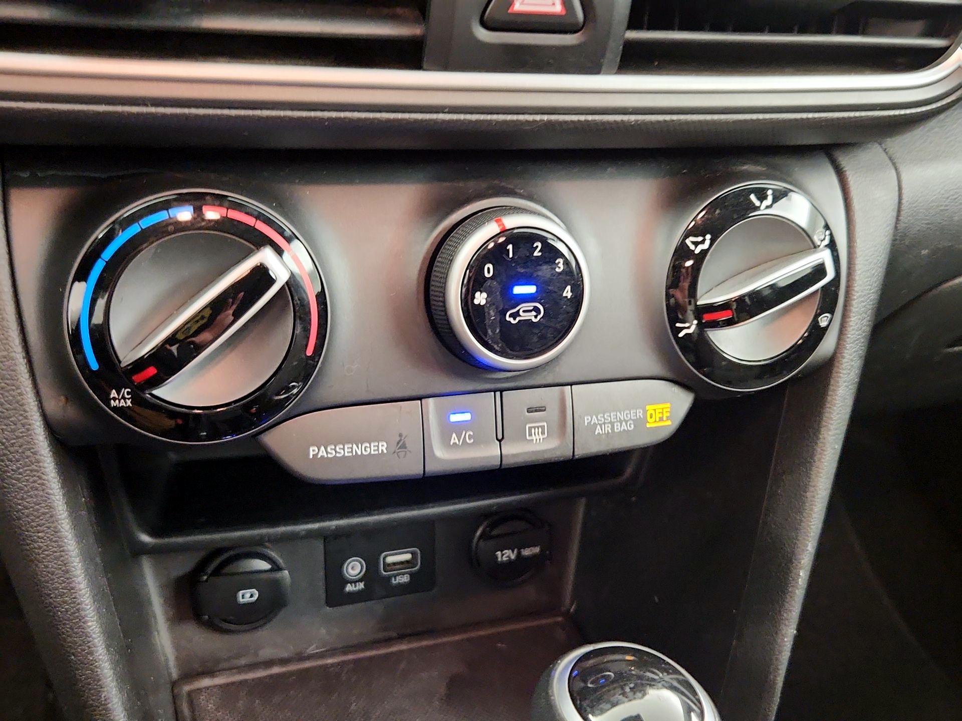 Thumbnail: 2019 Hyundai Kona - 16