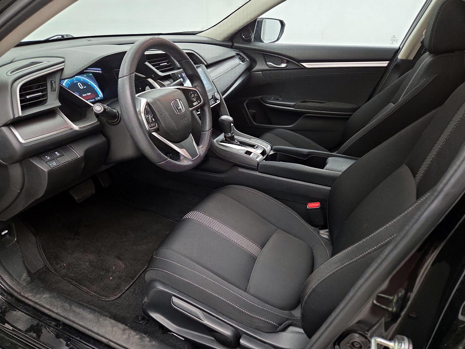 Thumbnail: 2016 Honda Civic - 11